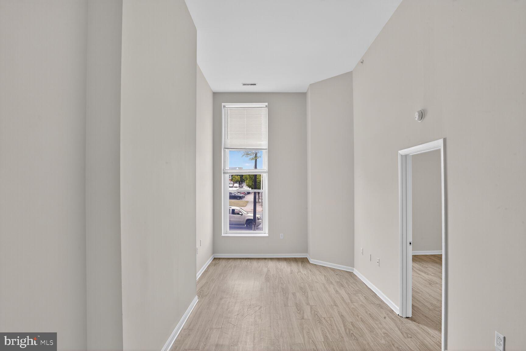 BARCLAY - GREENMOUNT - Residential Lease