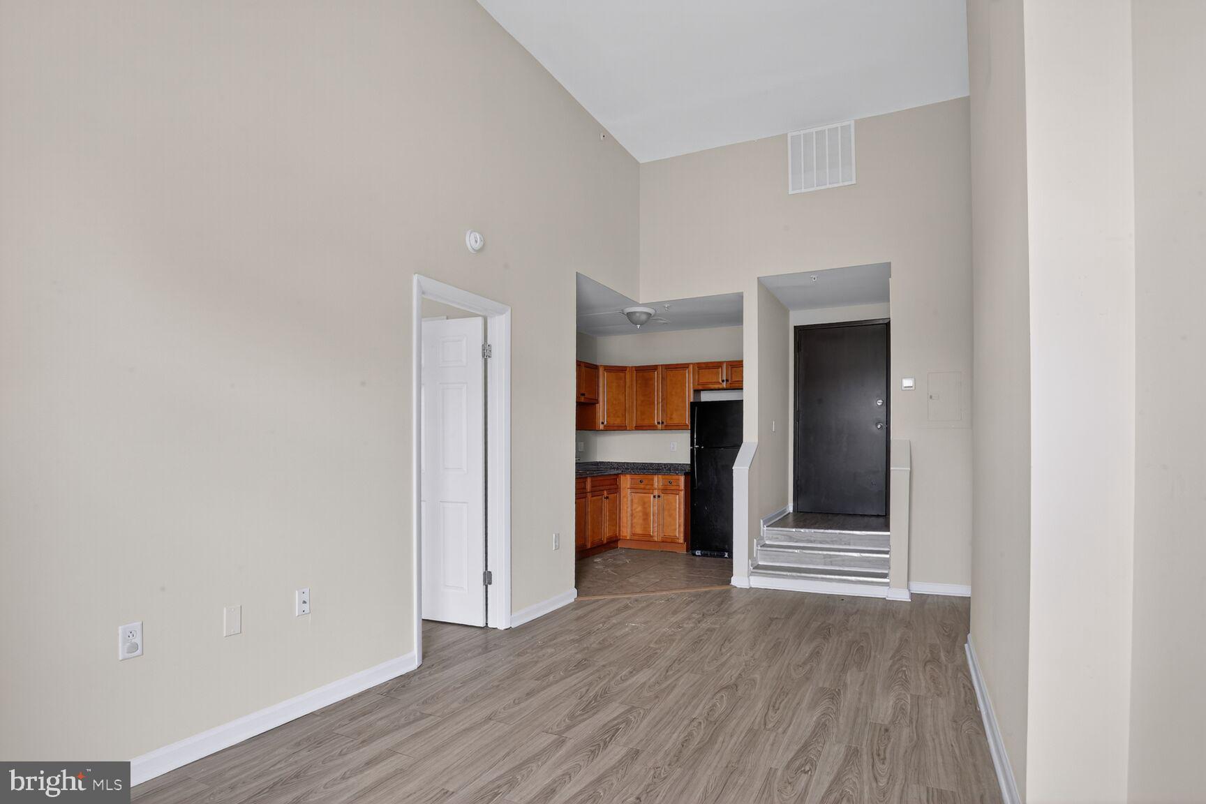 BARCLAY - GREENMOUNT - Residential Lease