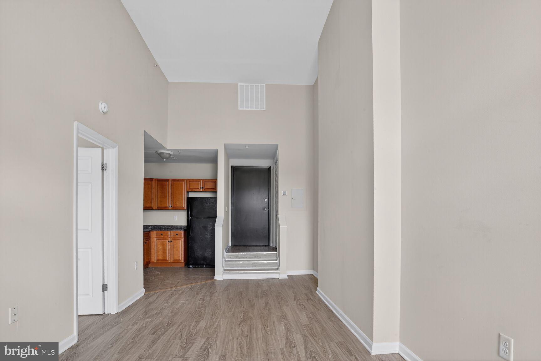 BARCLAY - GREENMOUNT - Residential Lease