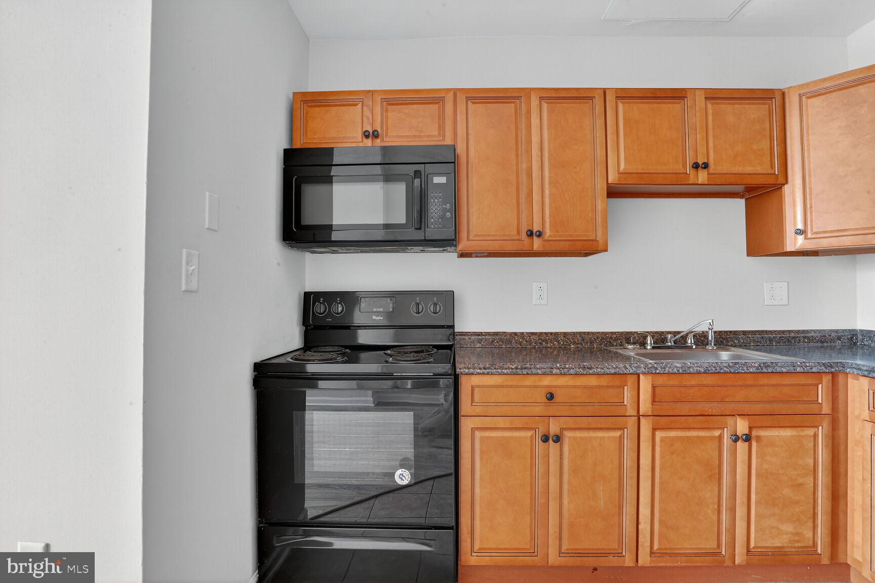 BARCLAY - GREENMOUNT - Residential Lease