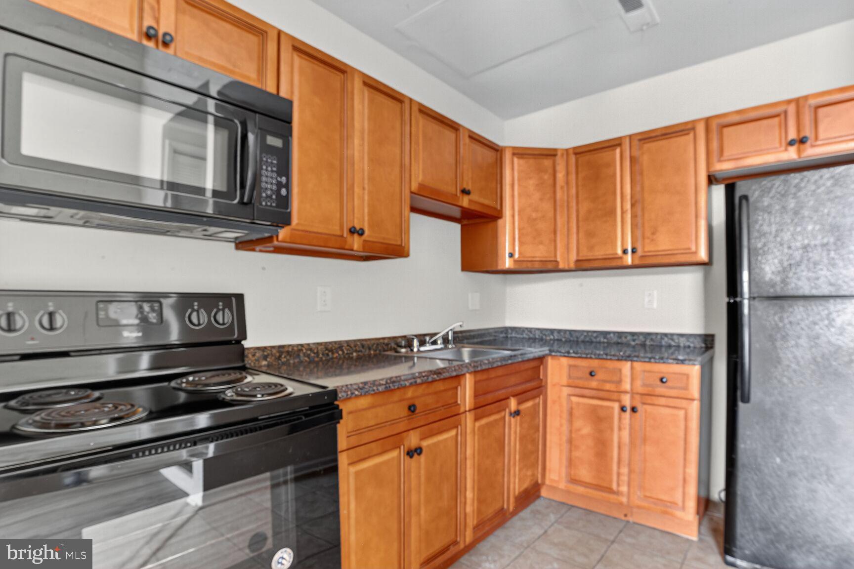 BARCLAY - GREENMOUNT - Residential Lease