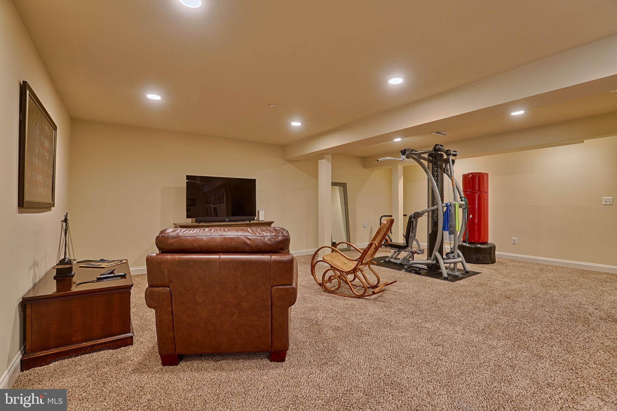 HOMEWOOD - Residential