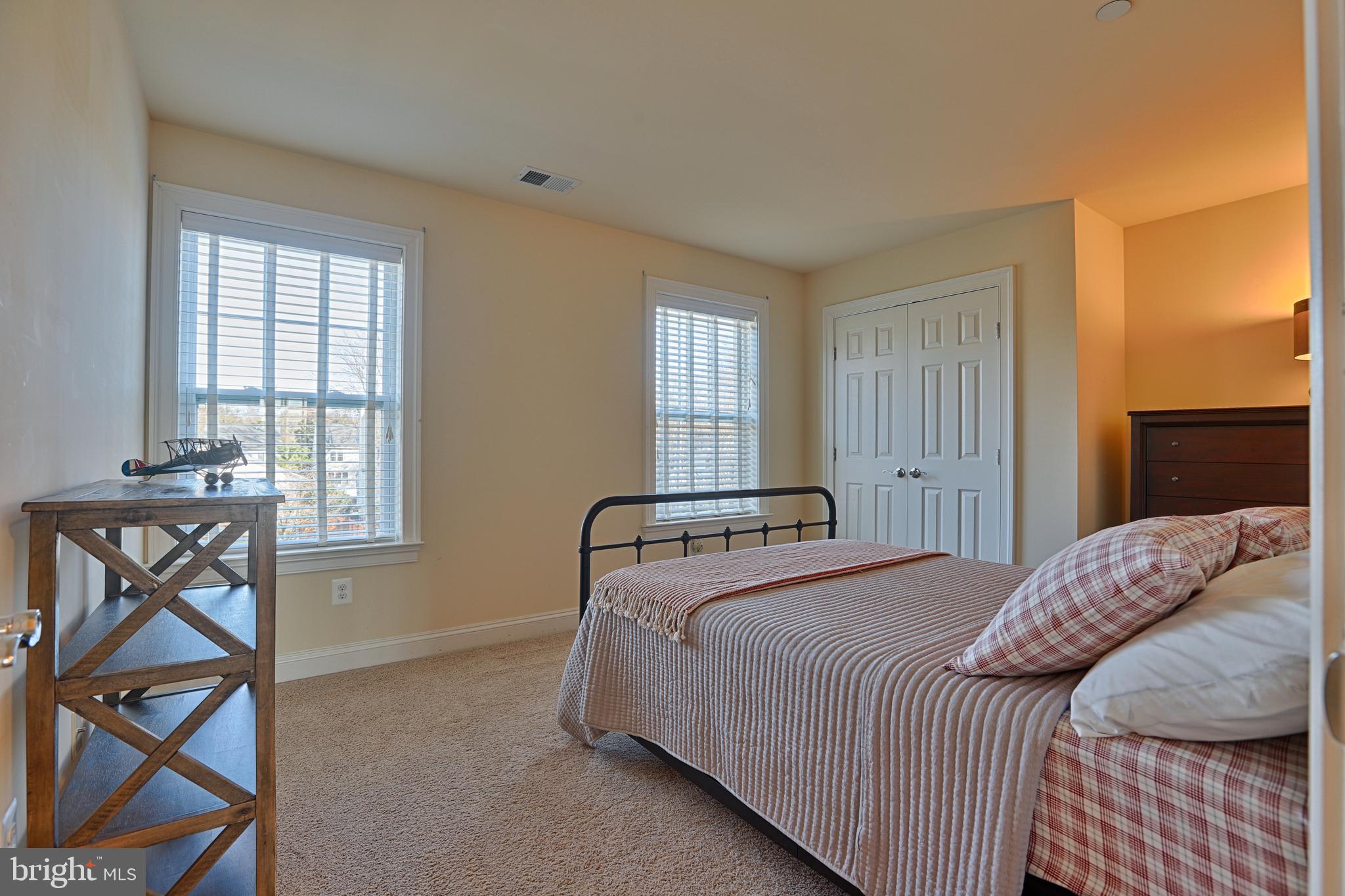 HOMEWOOD - Residential