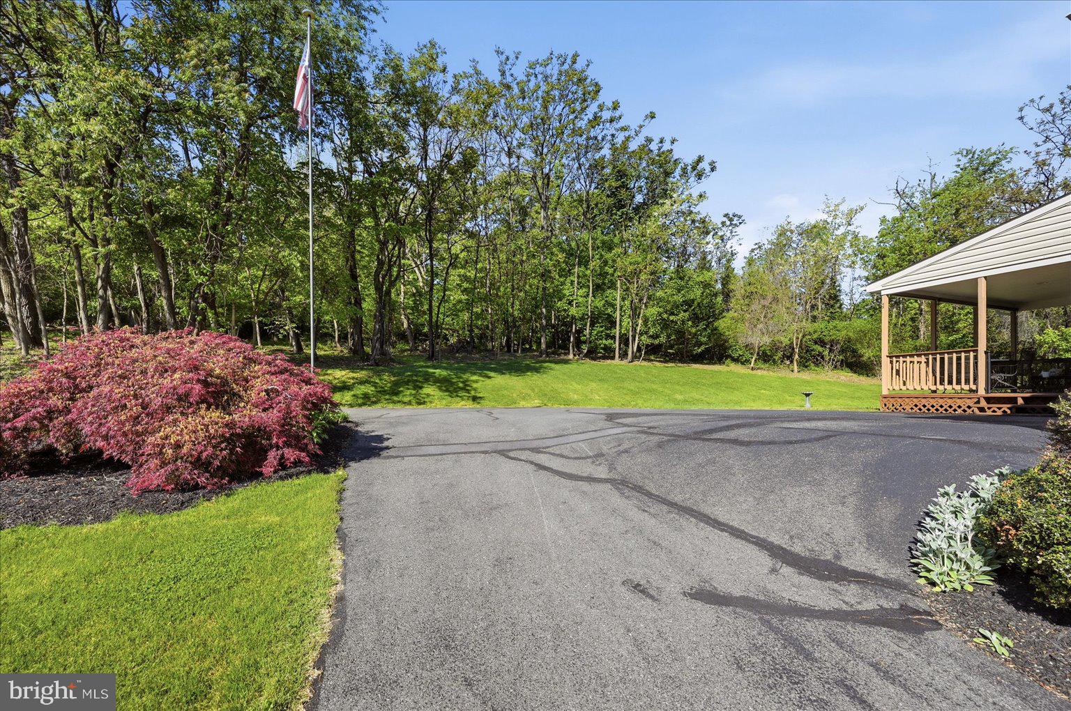 BERRY HILL - Residential