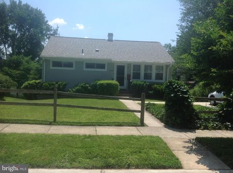 Photo of 1205 Highwood Road, ROCKVILLE, MD 20851 (MLS # MDMC2210038)