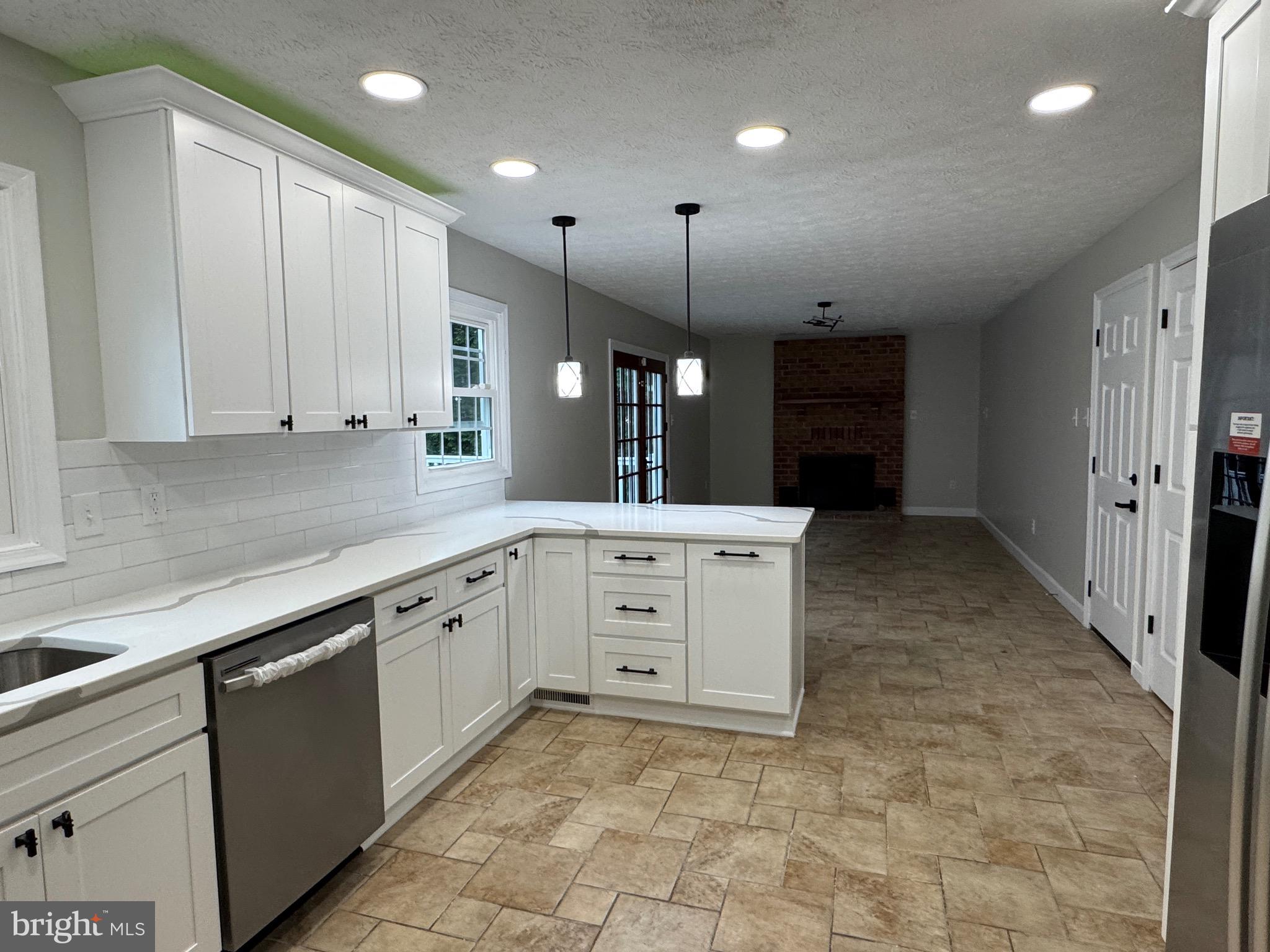 BRENTWOOD PARK - Residential