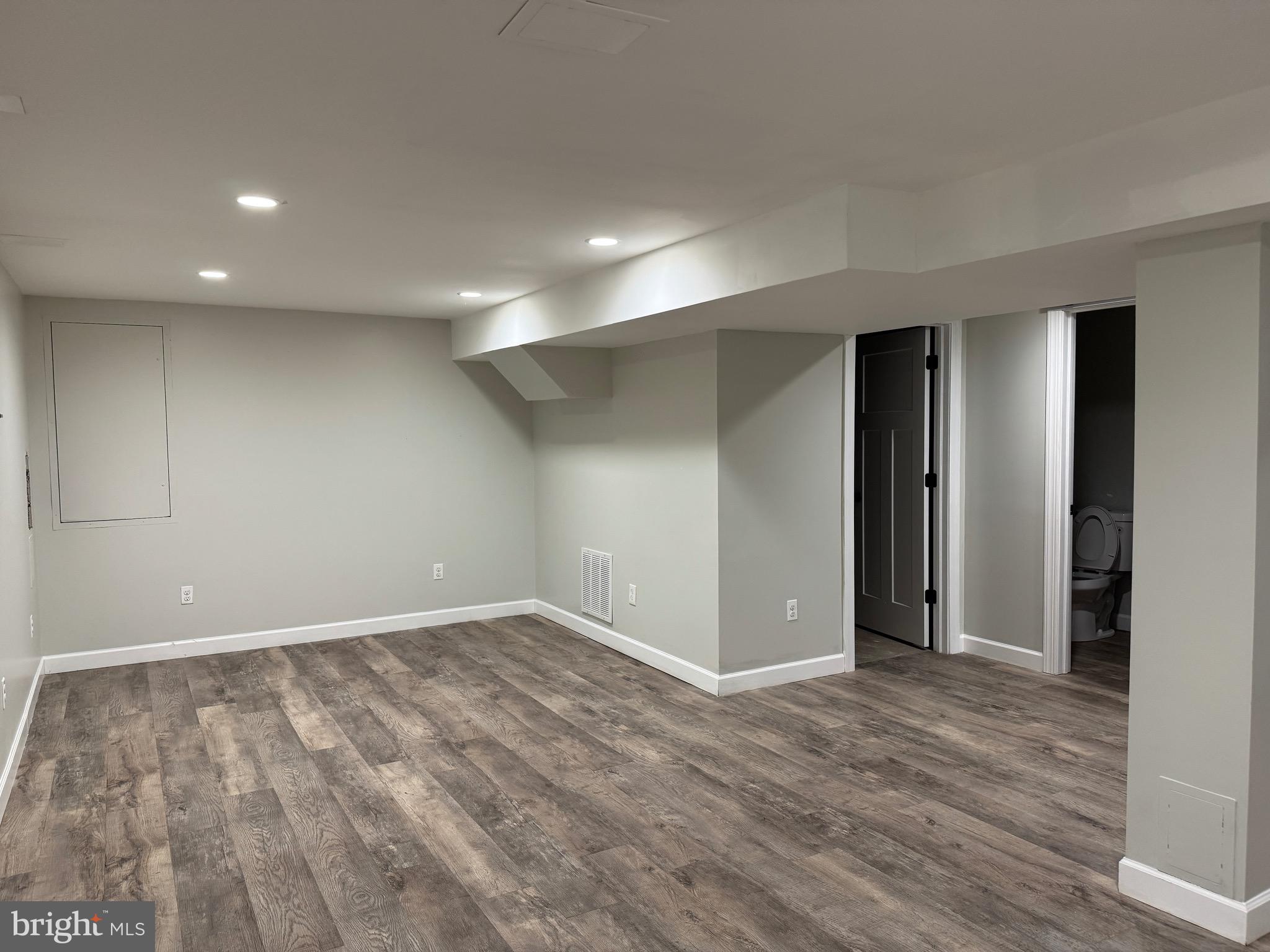 BRENTWOOD PARK - Residential