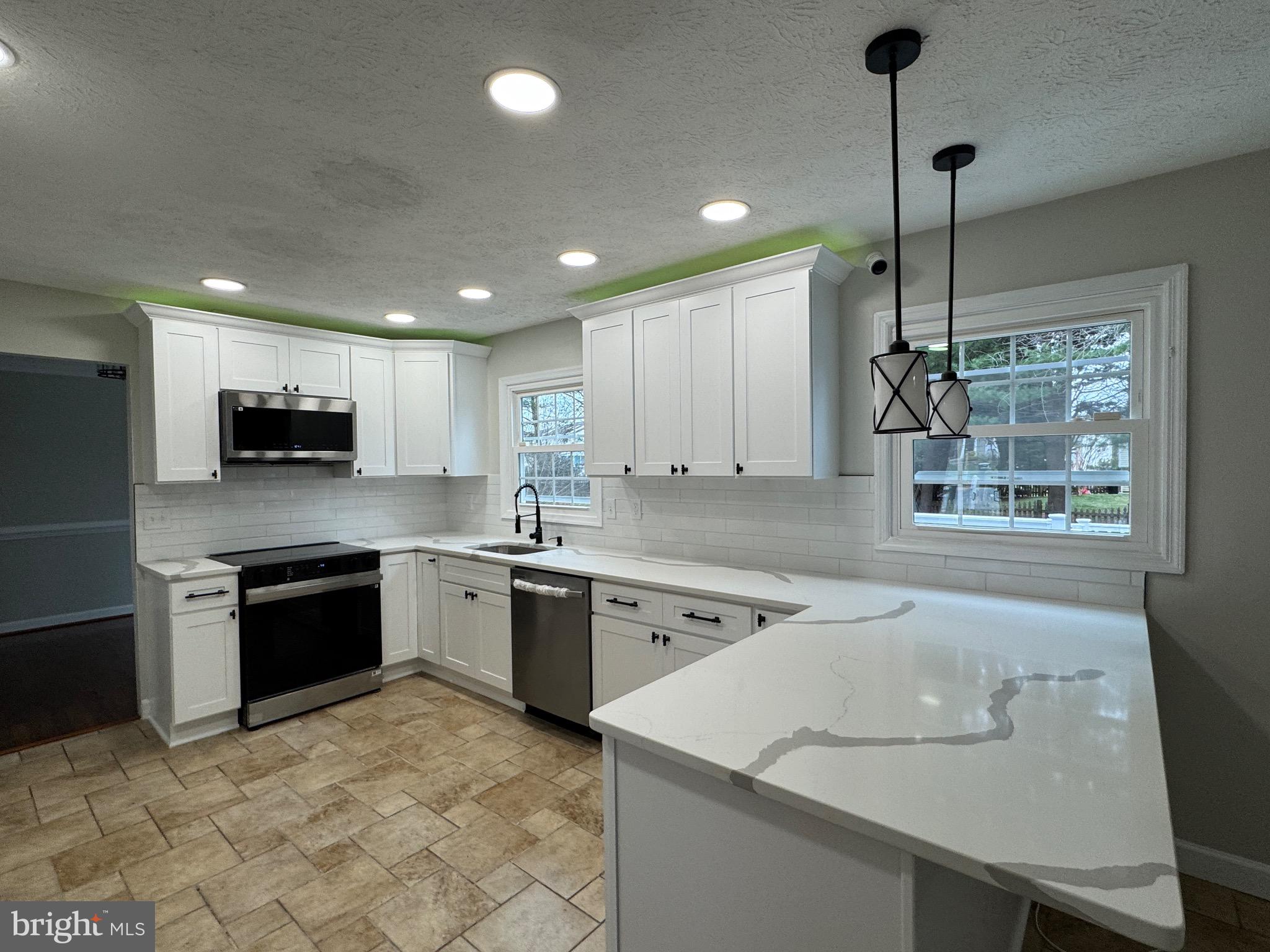 BRENTWOOD PARK - Residential