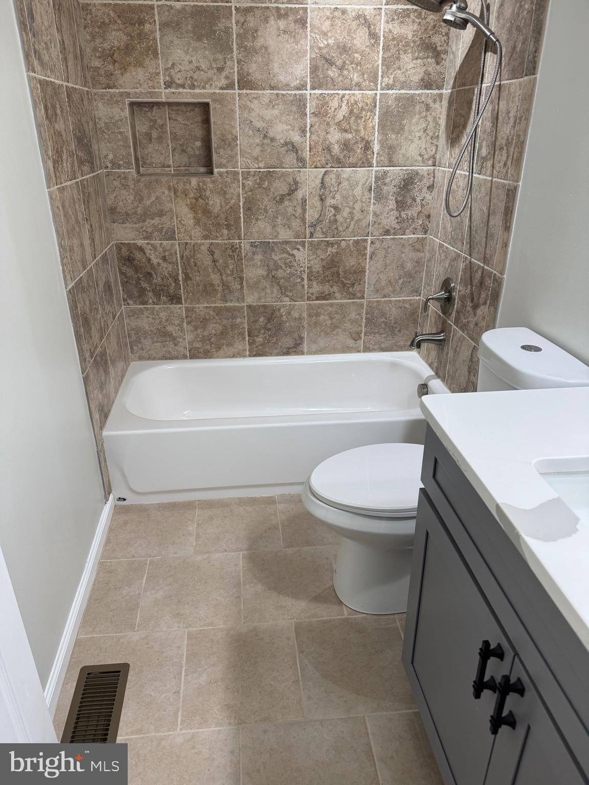 BRENTWOOD PARK - Residential