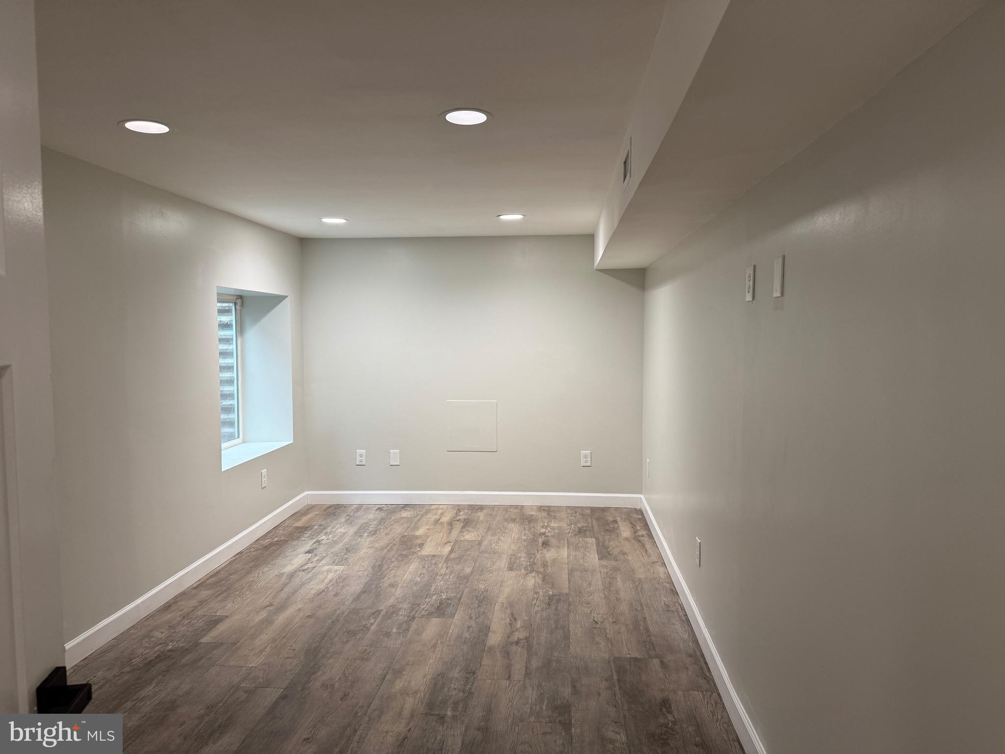 BRENTWOOD PARK - Residential