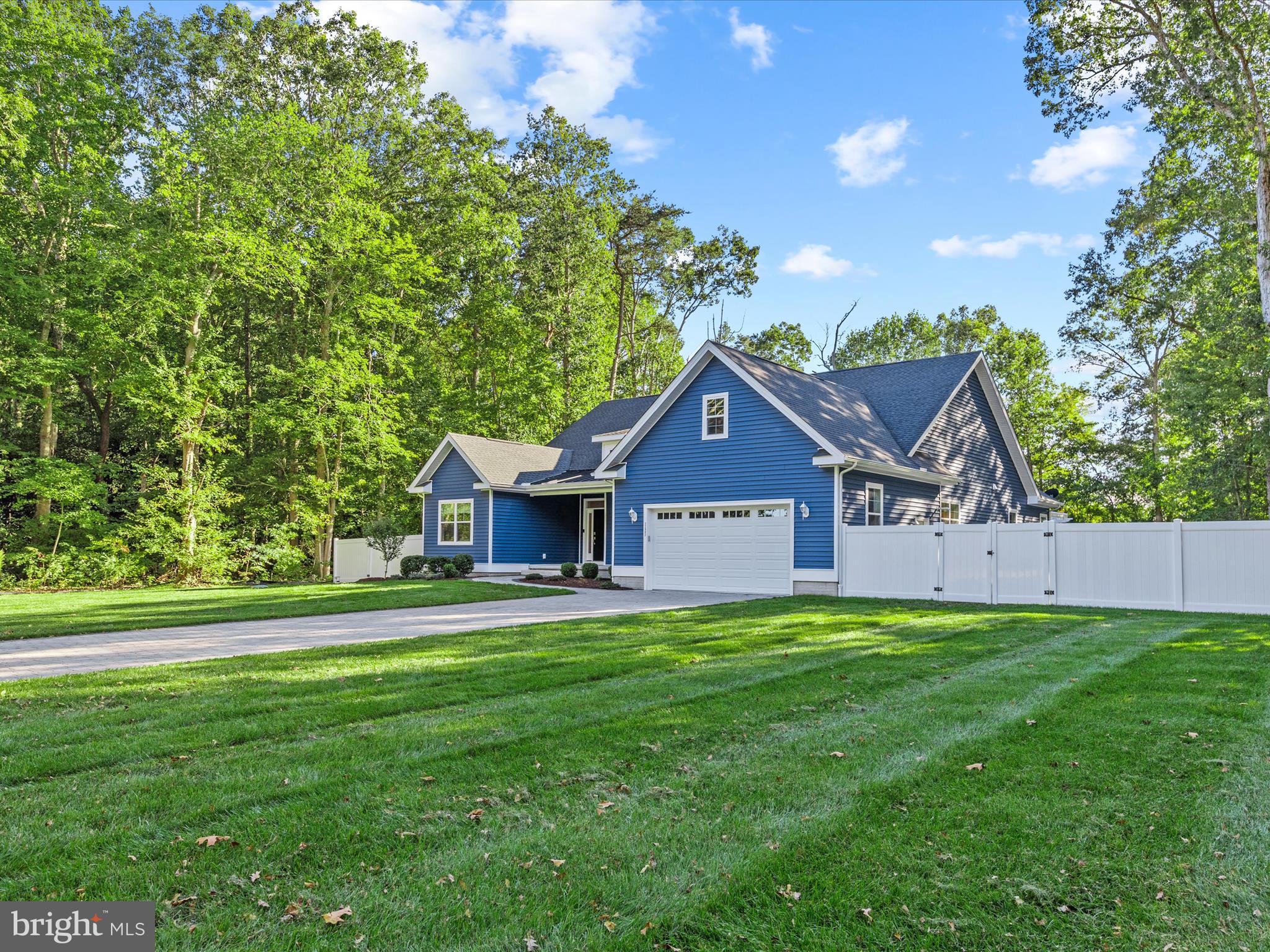 22902 W LAKEVIEW DRIVE