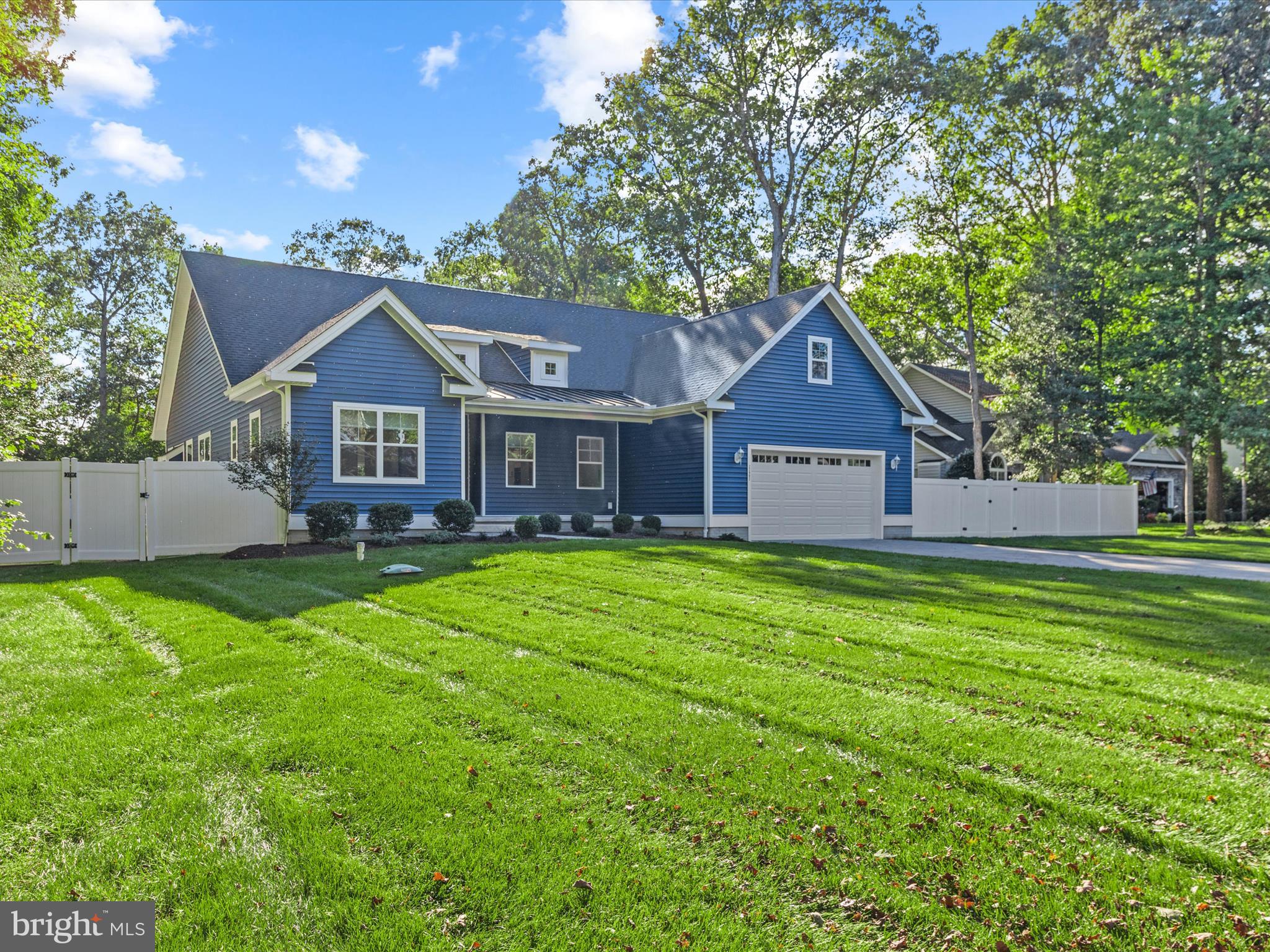 22902 W LAKEVIEW DRIVE