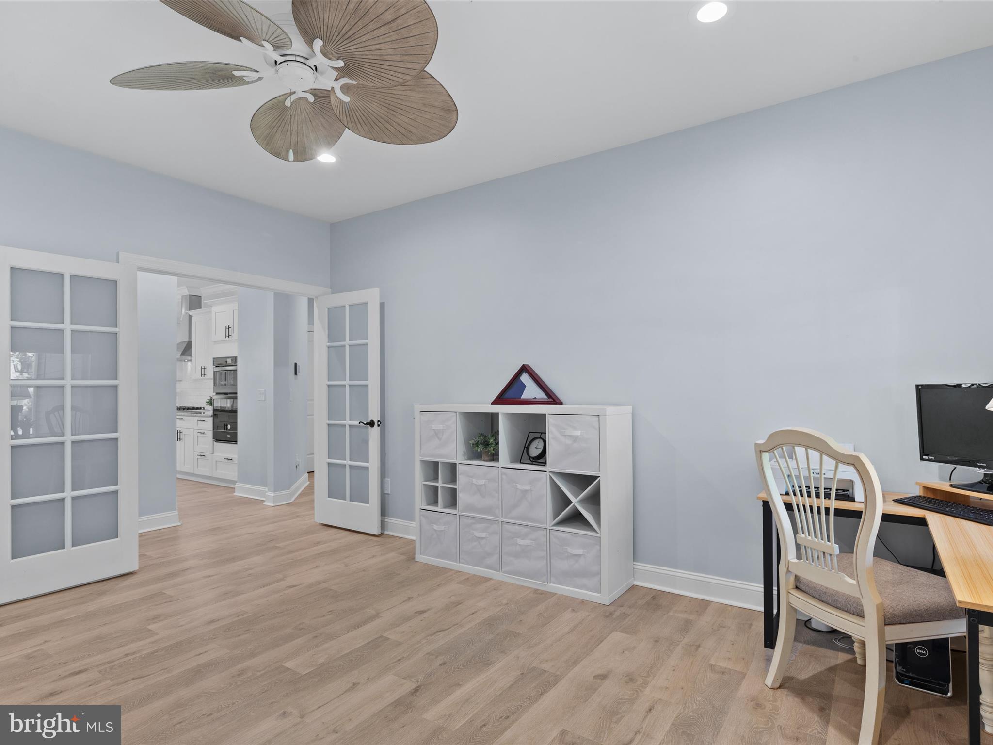 LAKEVIEW ESTATES - Residential