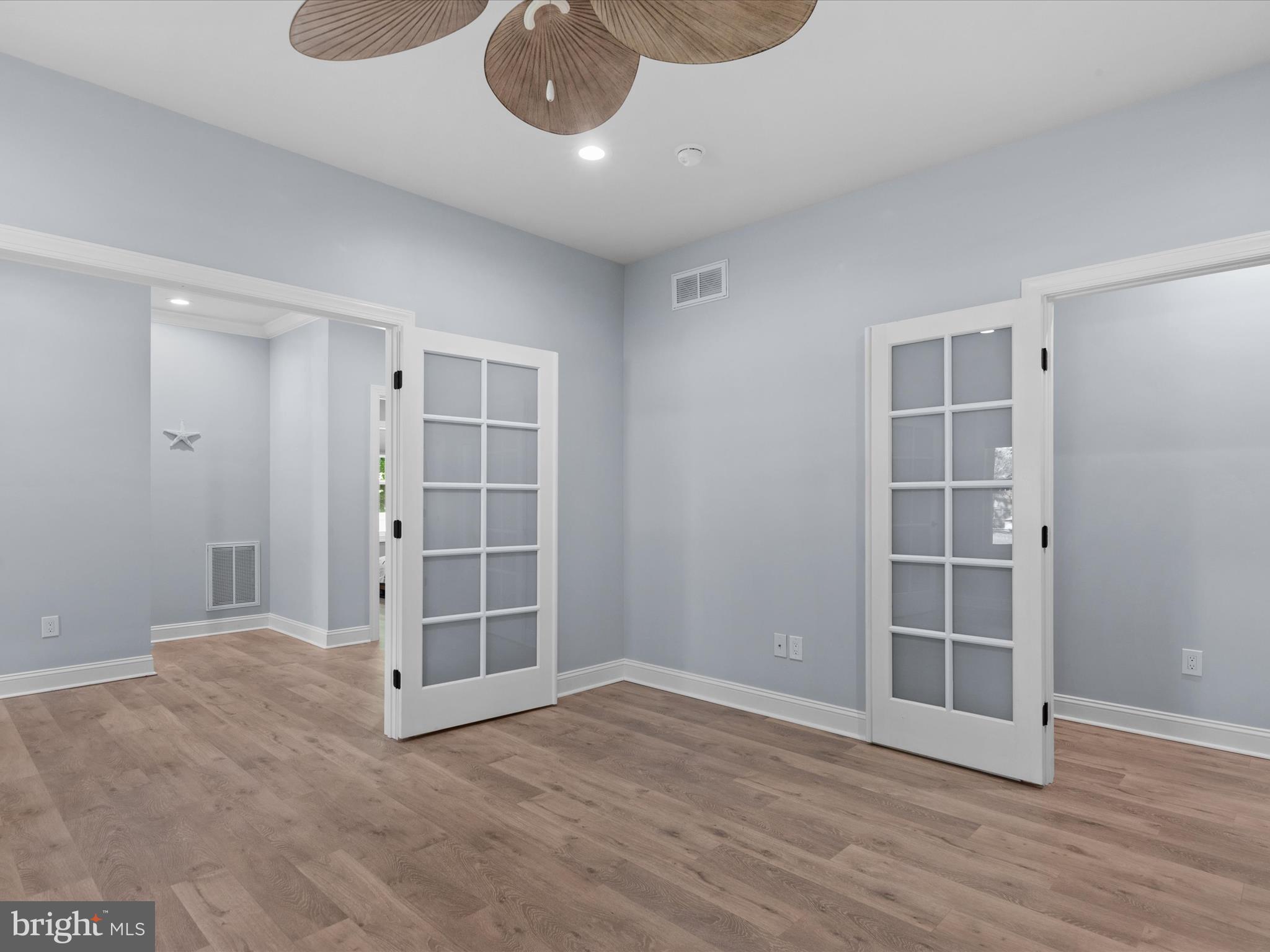 LAKEVIEW ESTATES - Residential