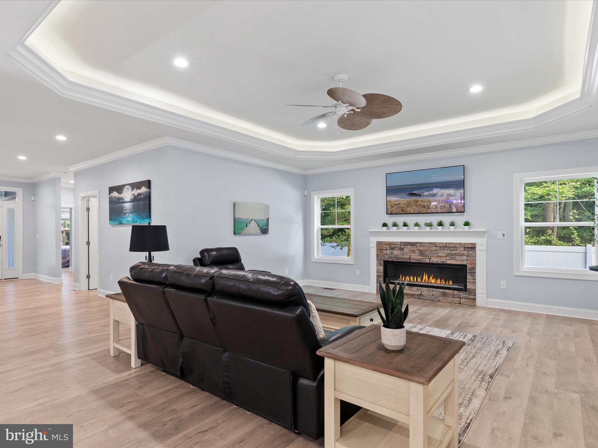 LAKEVIEW ESTATES - Residential