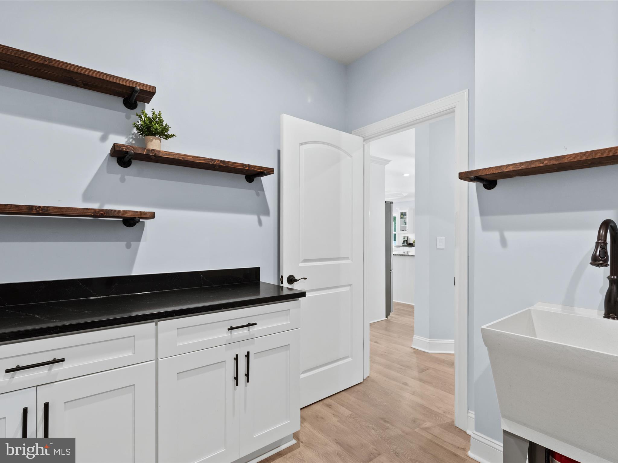 LAKEVIEW ESTATES - Residential