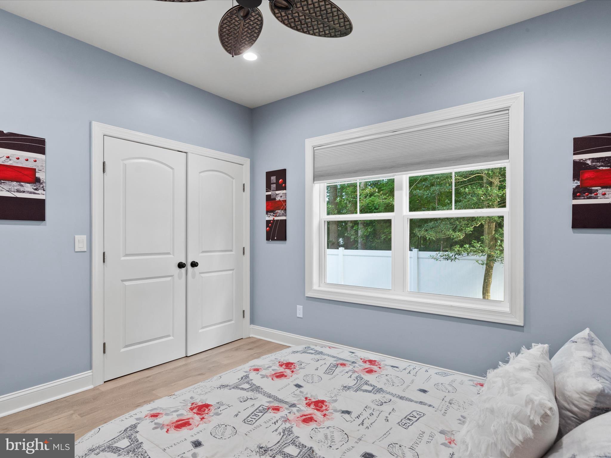 LAKEVIEW ESTATES - Residential