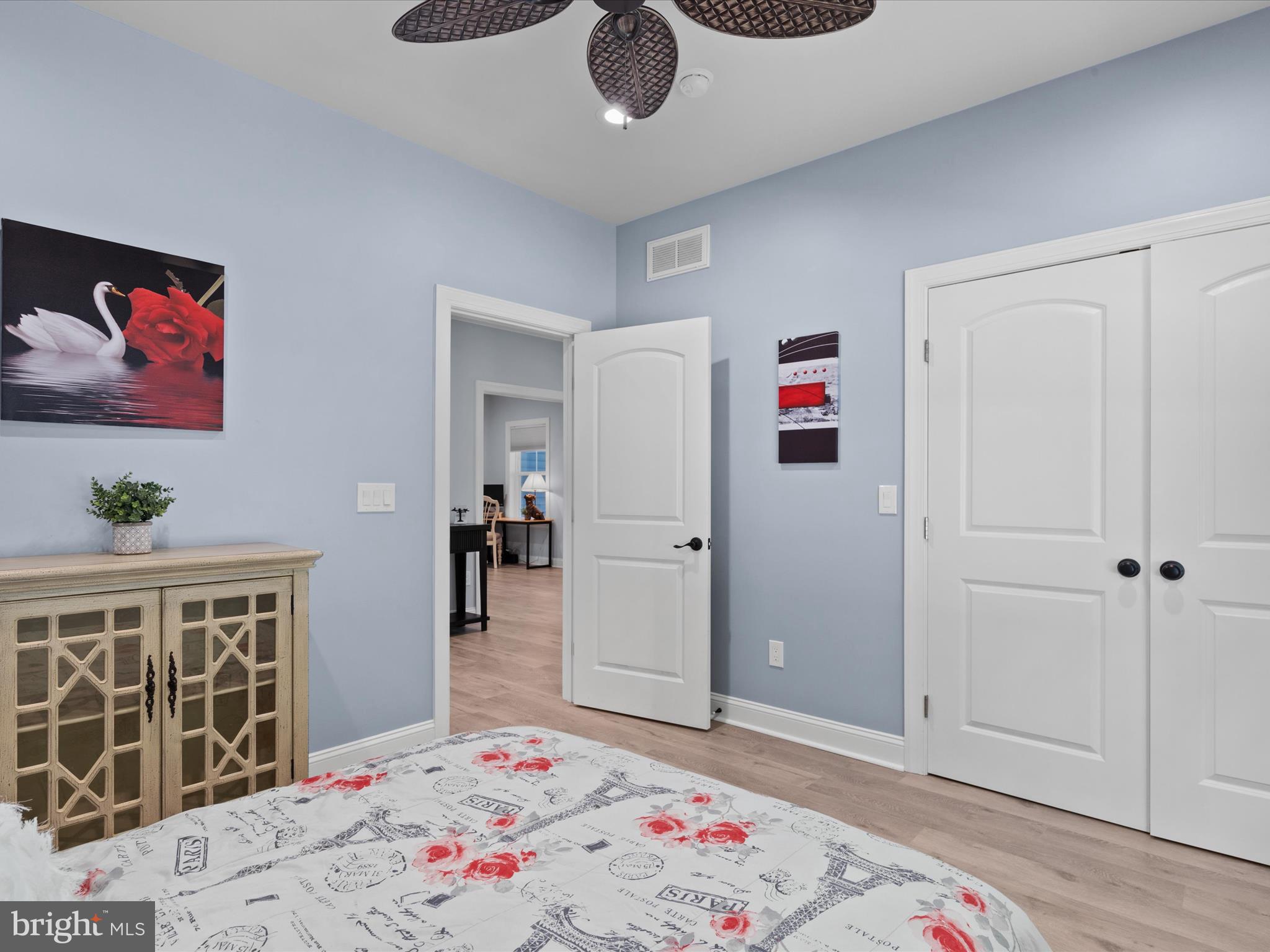 LAKEVIEW ESTATES - Residential