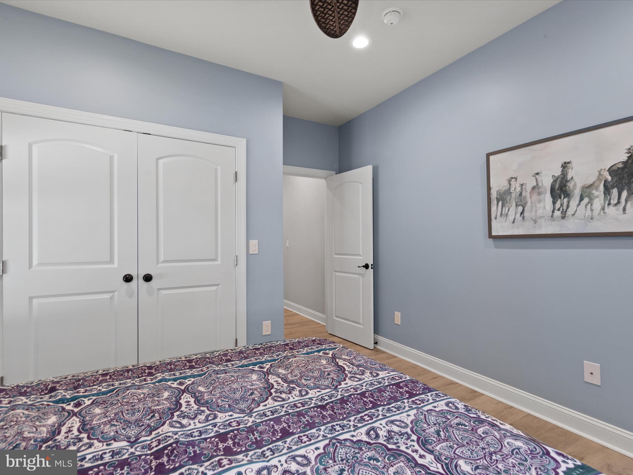 LAKEVIEW ESTATES - Residential