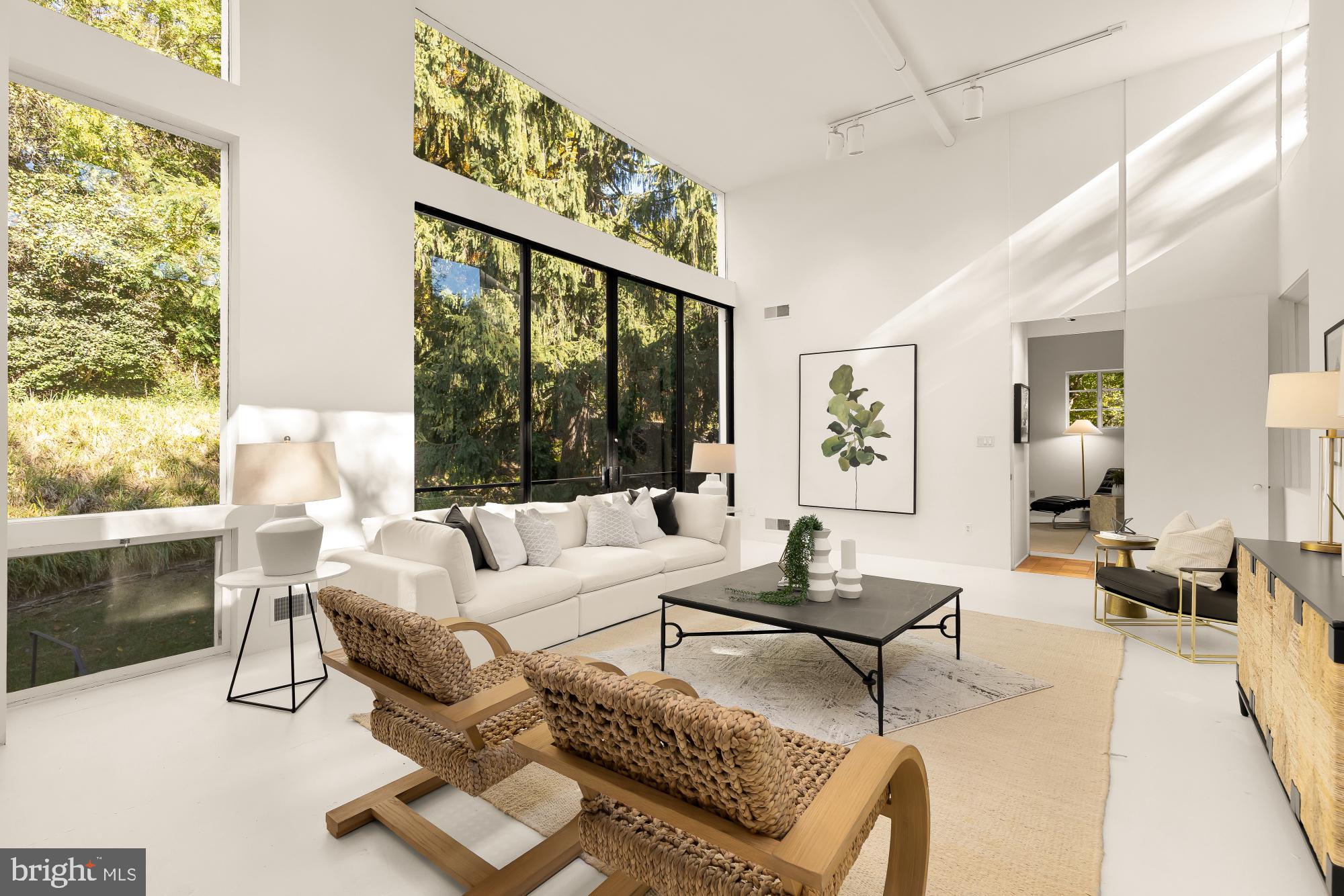 3524 WILLIAMSBURG LANE NW