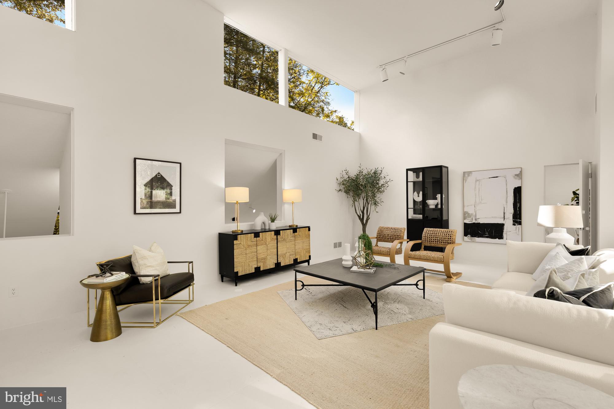 3524 WILLIAMSBURG LANE NW