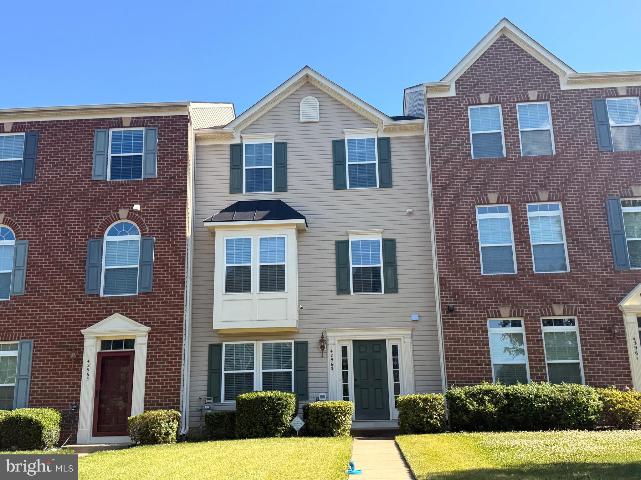 42963 SPYDER PLACE