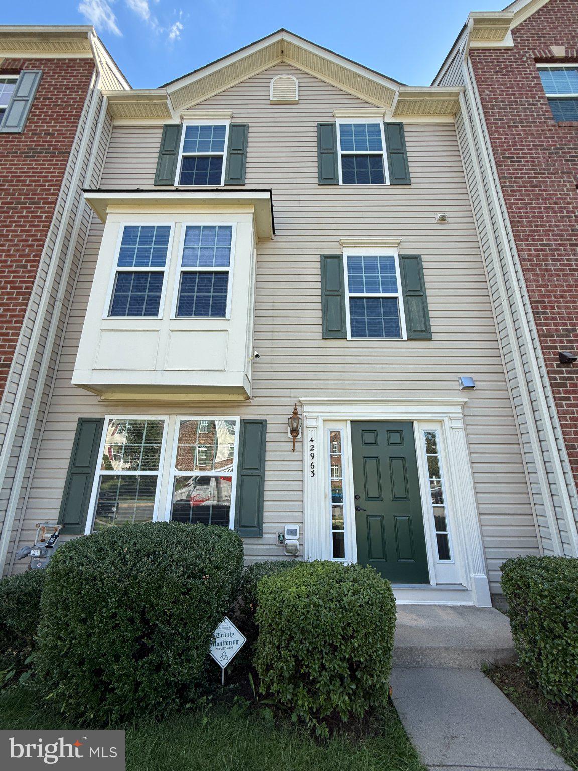 42963 SPYDER PLACE