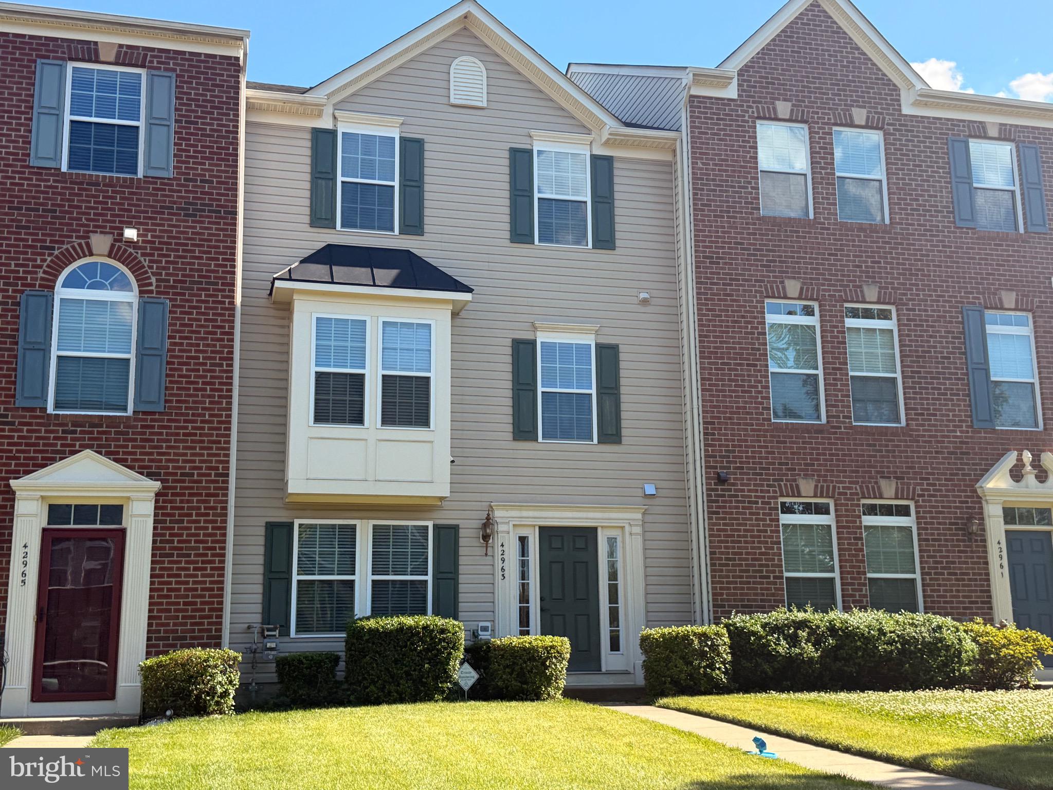 42963 SPYDER PLACE