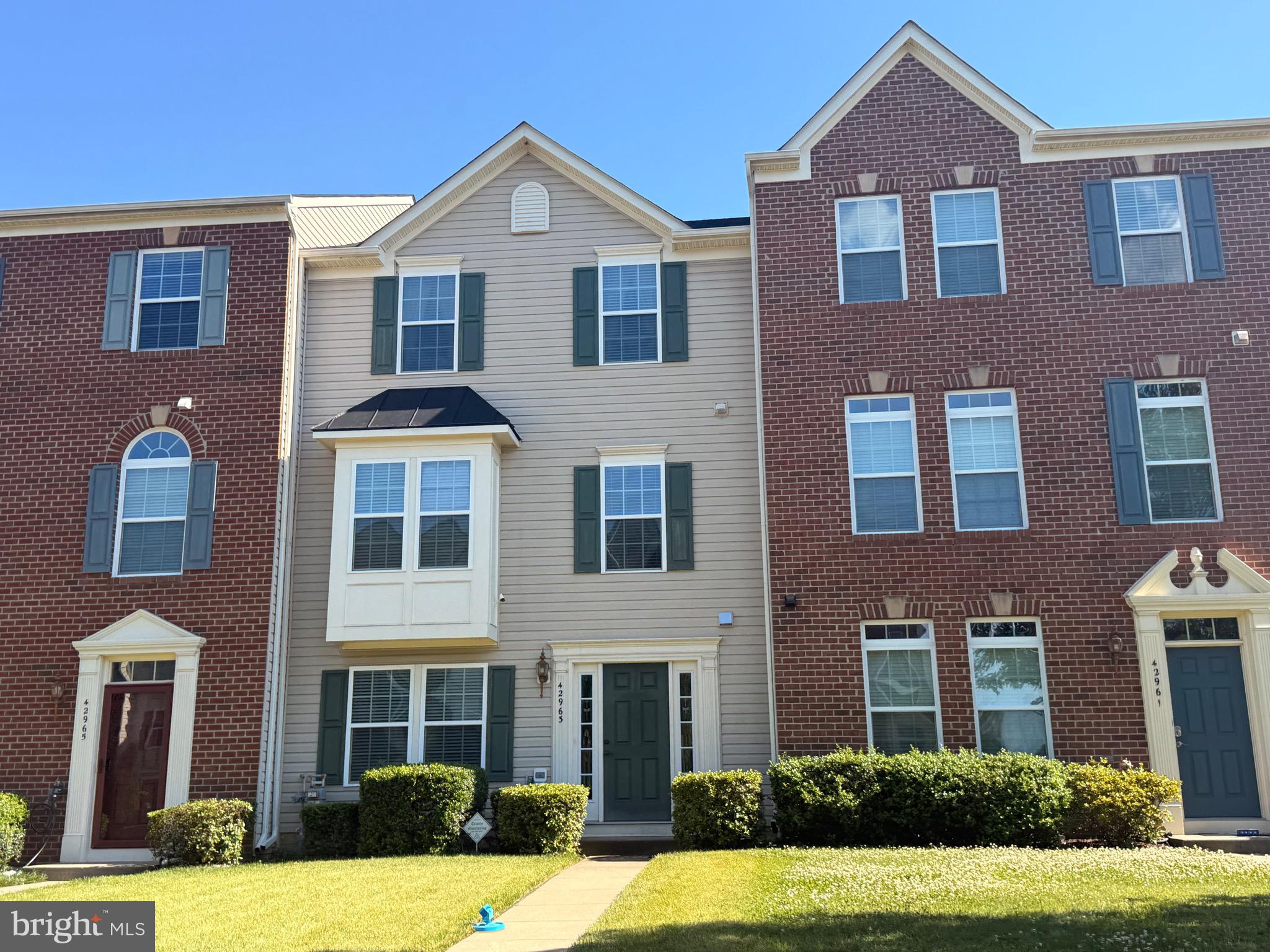 42963 SPYDER PLACE
