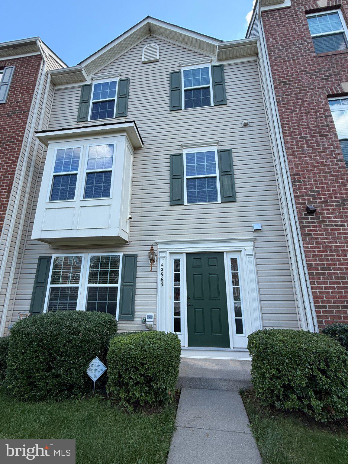 42963 SPYDER PLACE