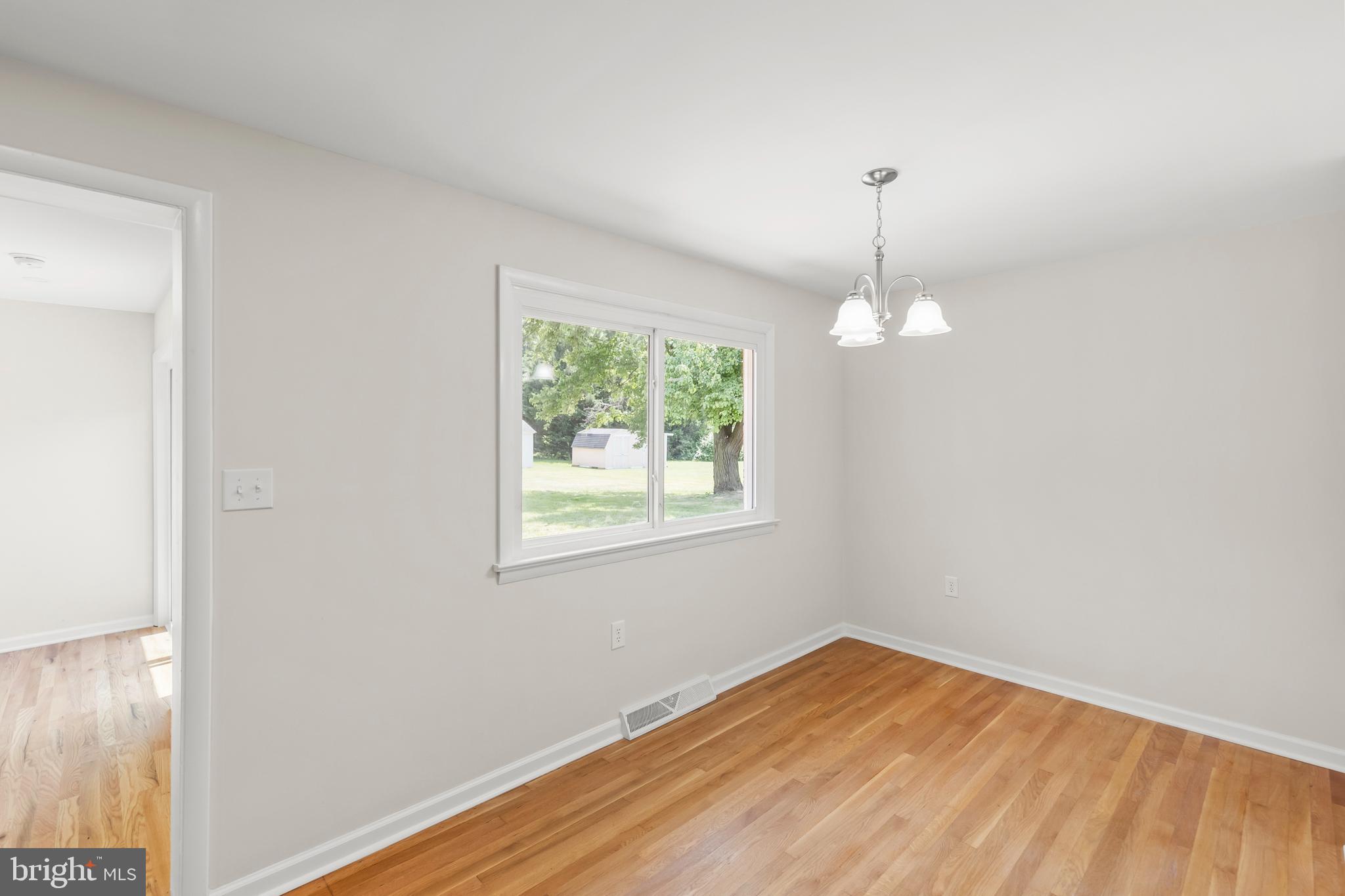 SUMMIT POINT - Residential