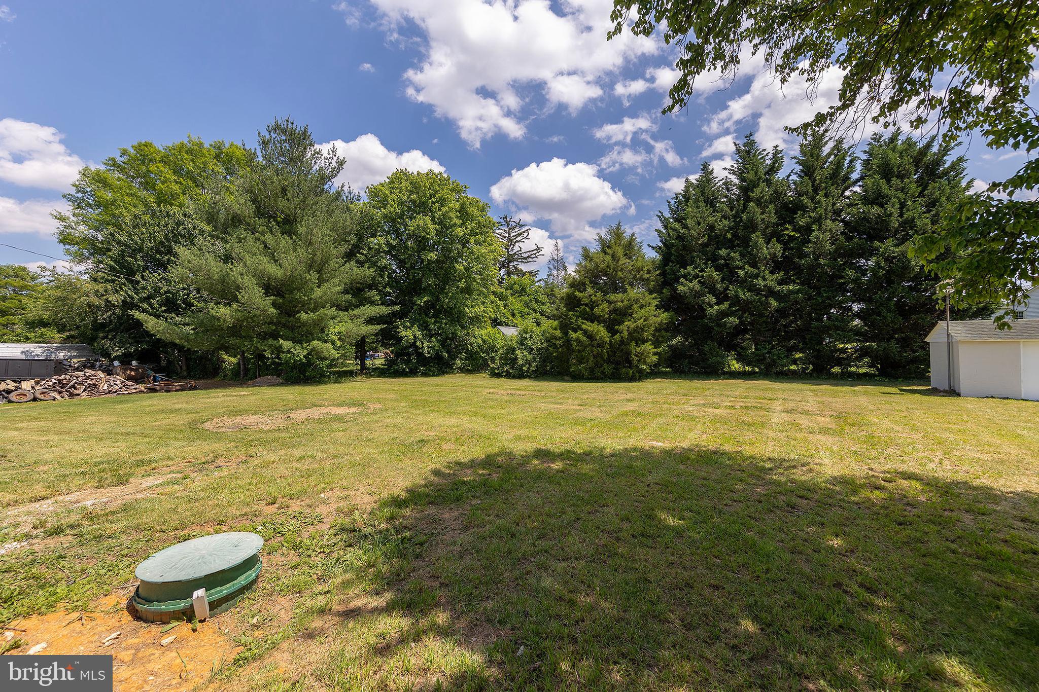 SUMMIT POINT - Residential