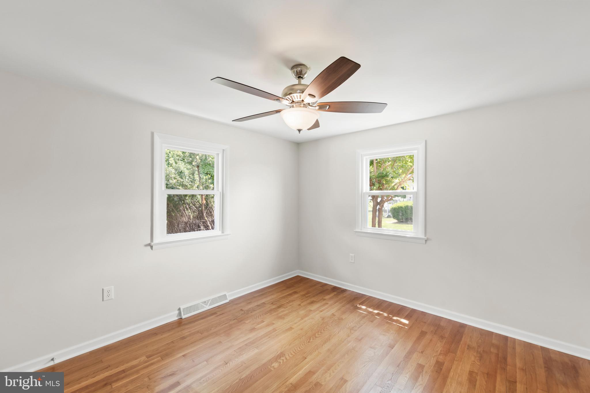 SUMMIT POINT - Residential