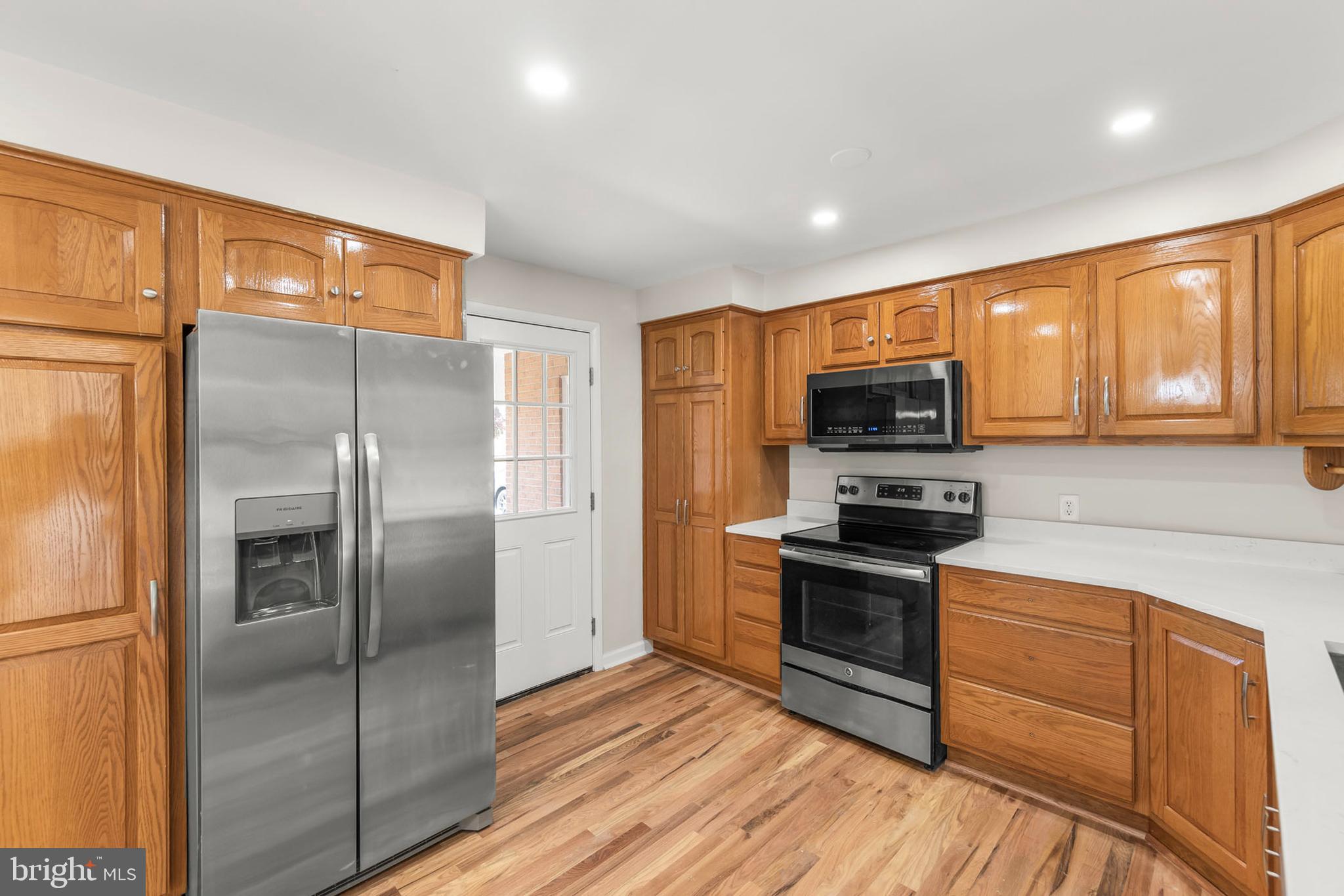 SUMMIT POINT - Residential