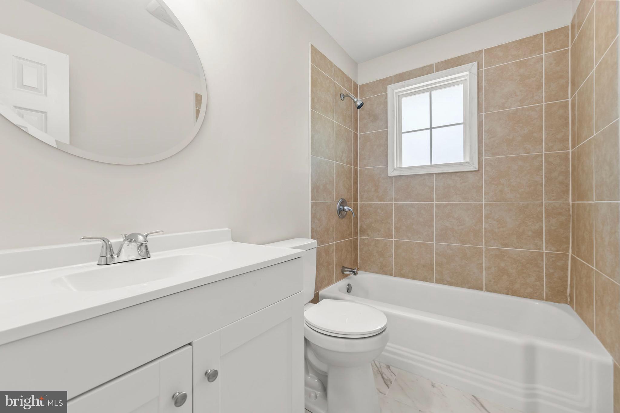 SUMMIT POINT - Residential