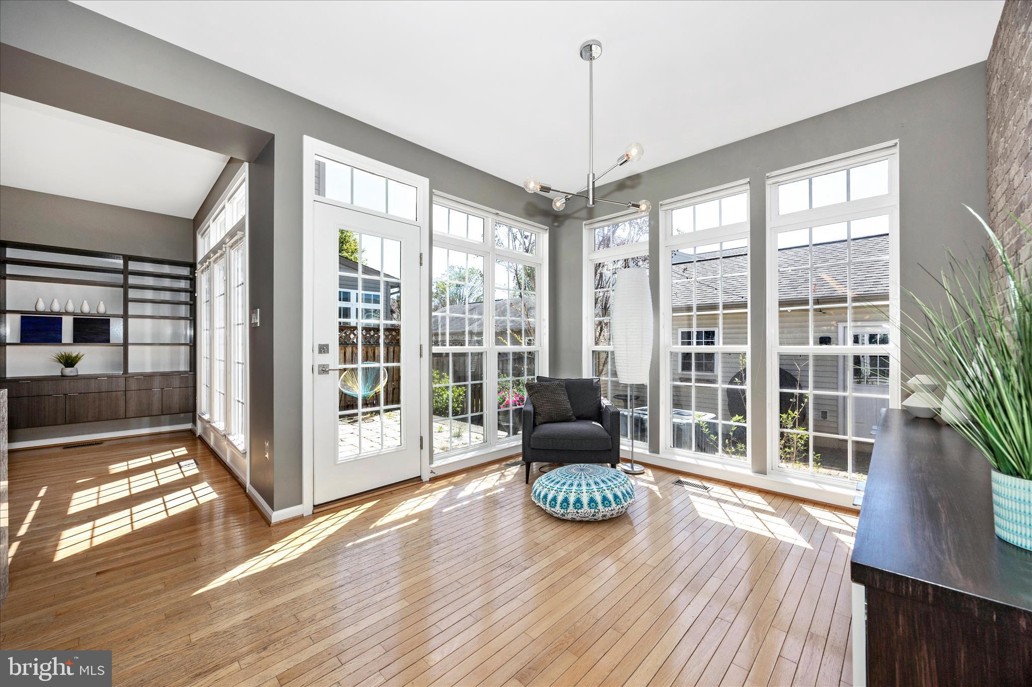 WORMANS MILL - Residential