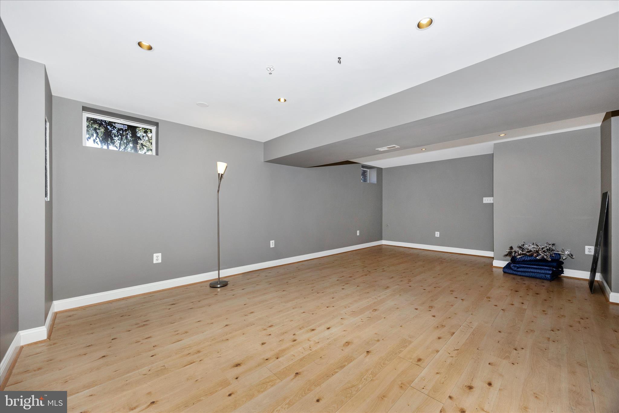 WORMANS MILL - Residential