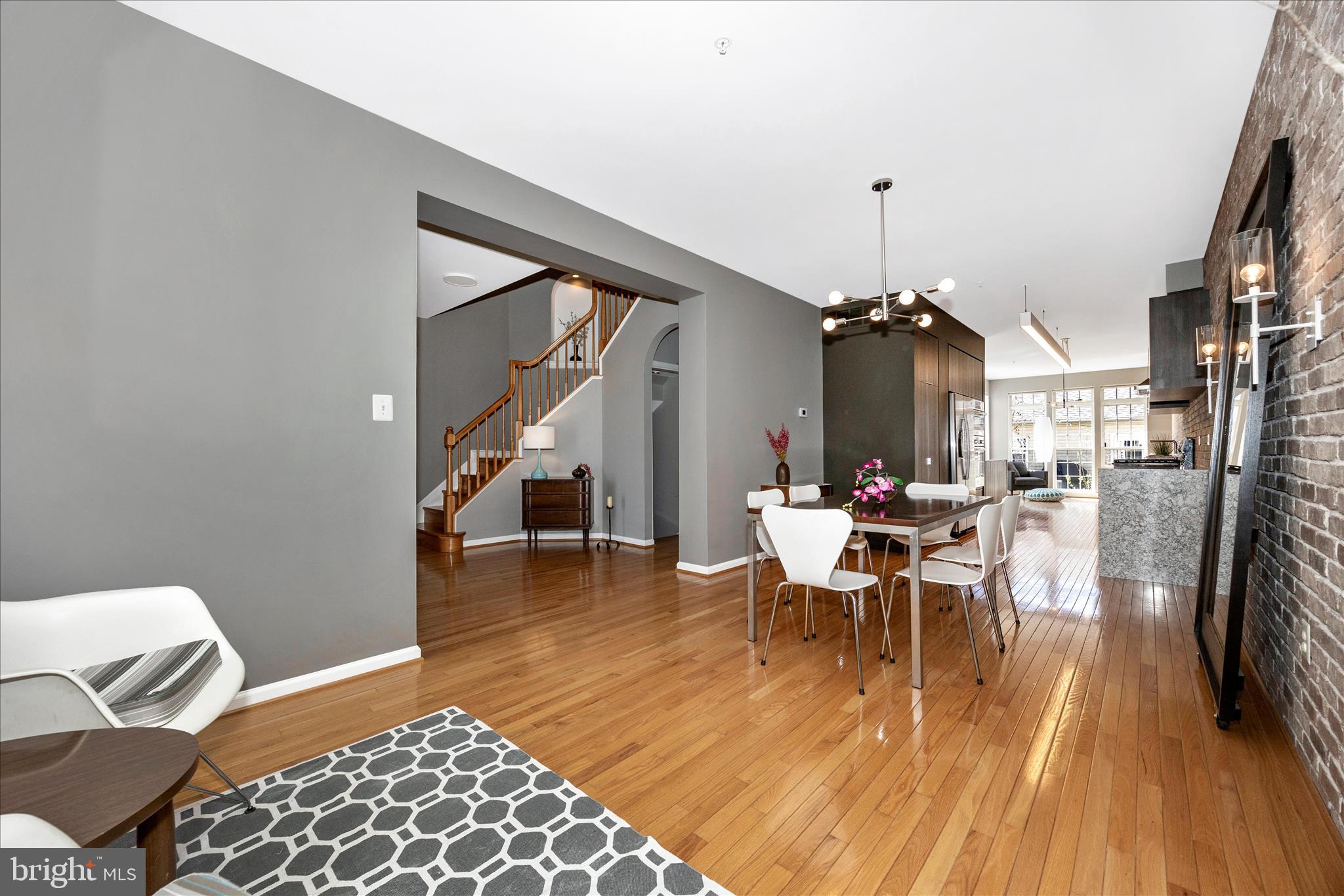 WORMANS MILL - Residential