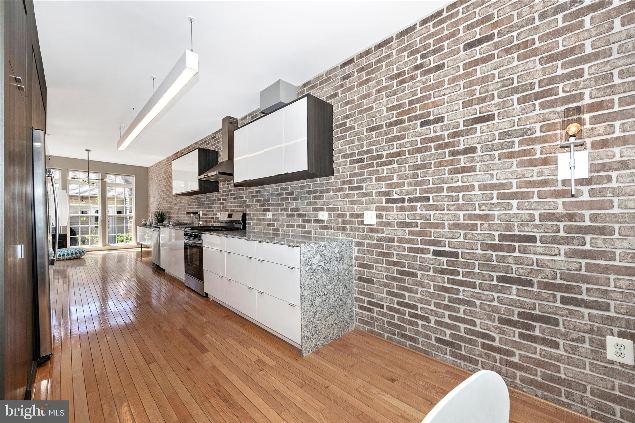 WORMANS MILL - Residential