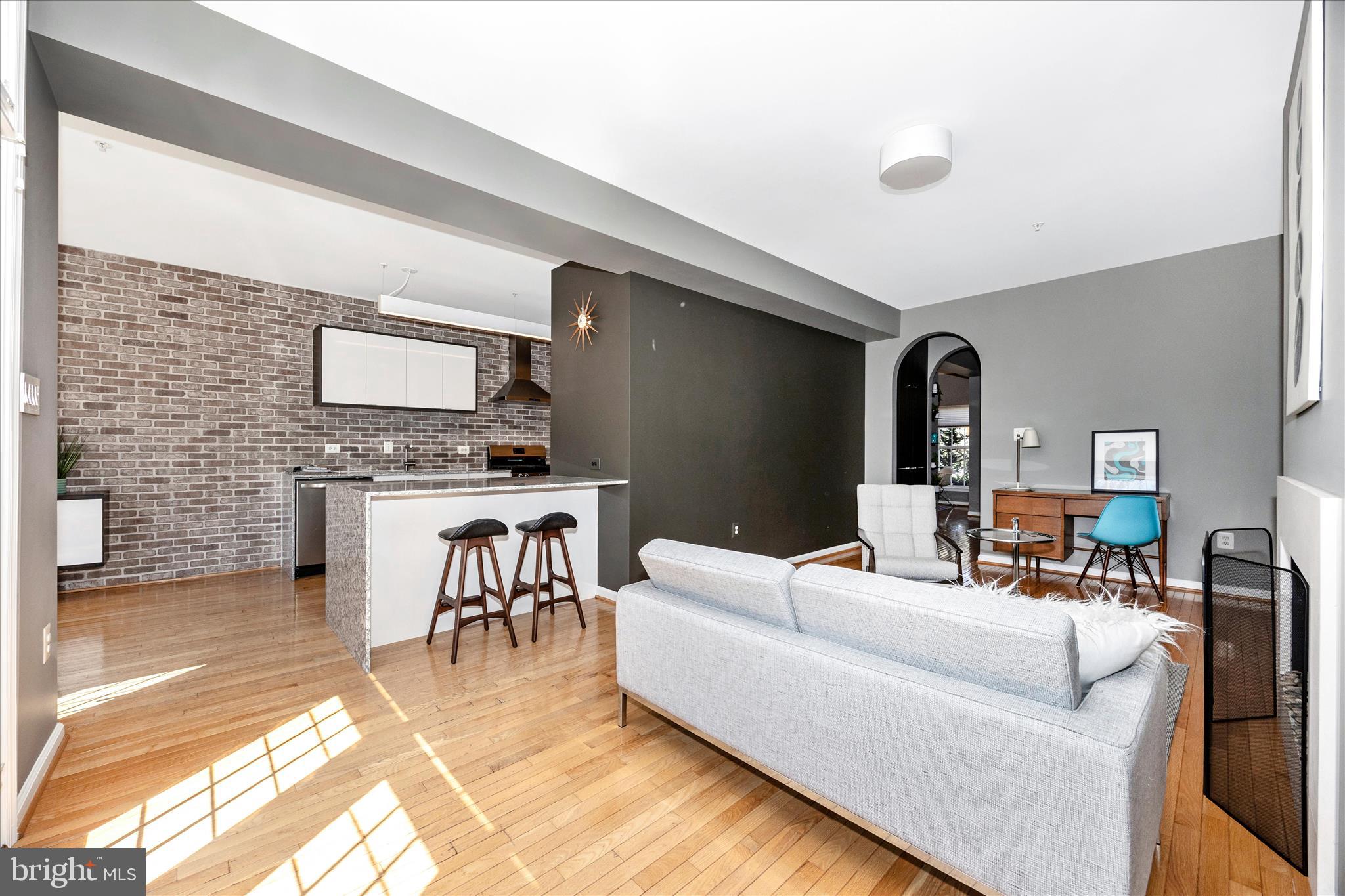 WORMANS MILL - Residential