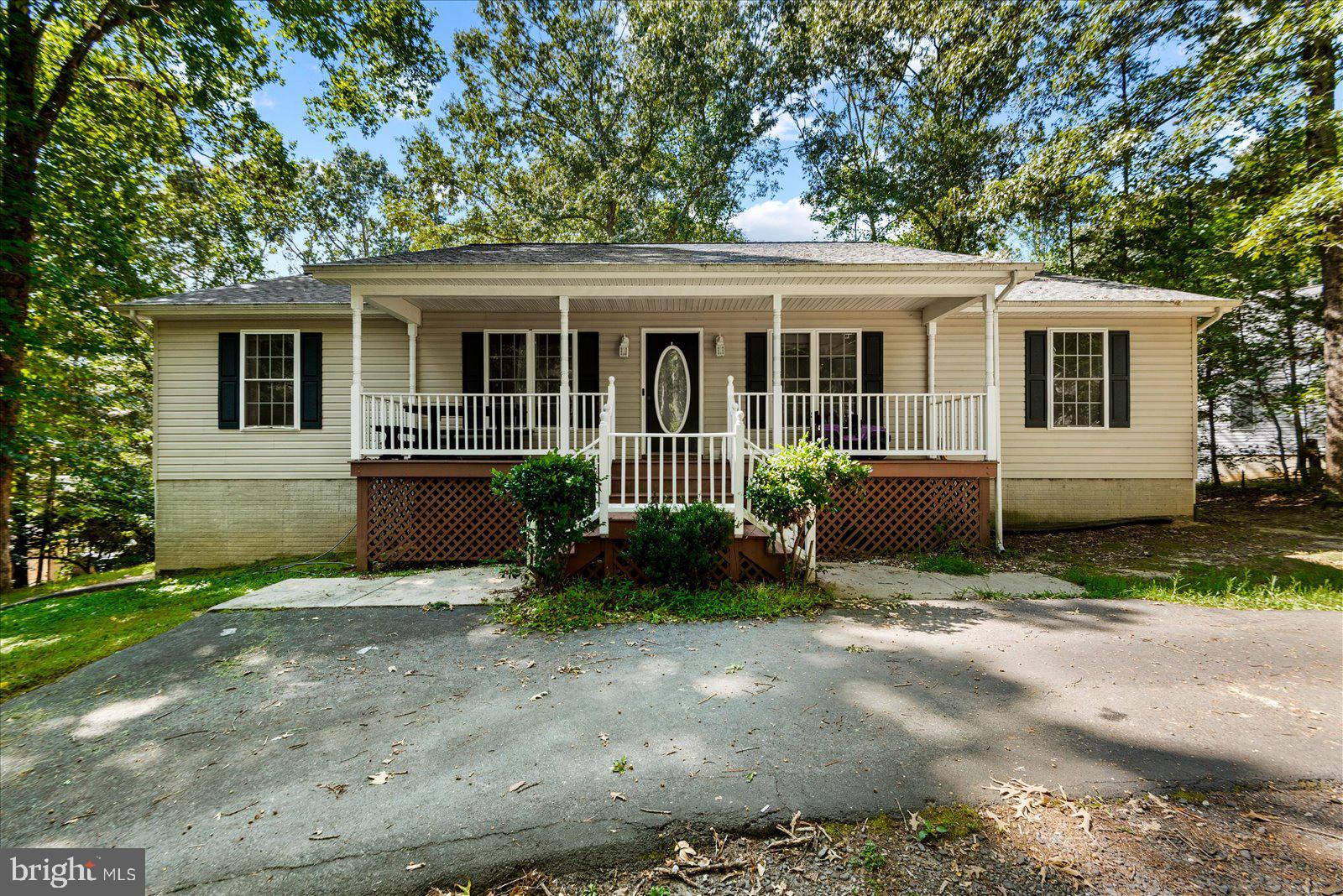 7462 BUCHANAN DRIVE