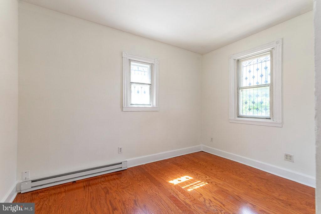 UNIVERSITY CITY - Residential Lease