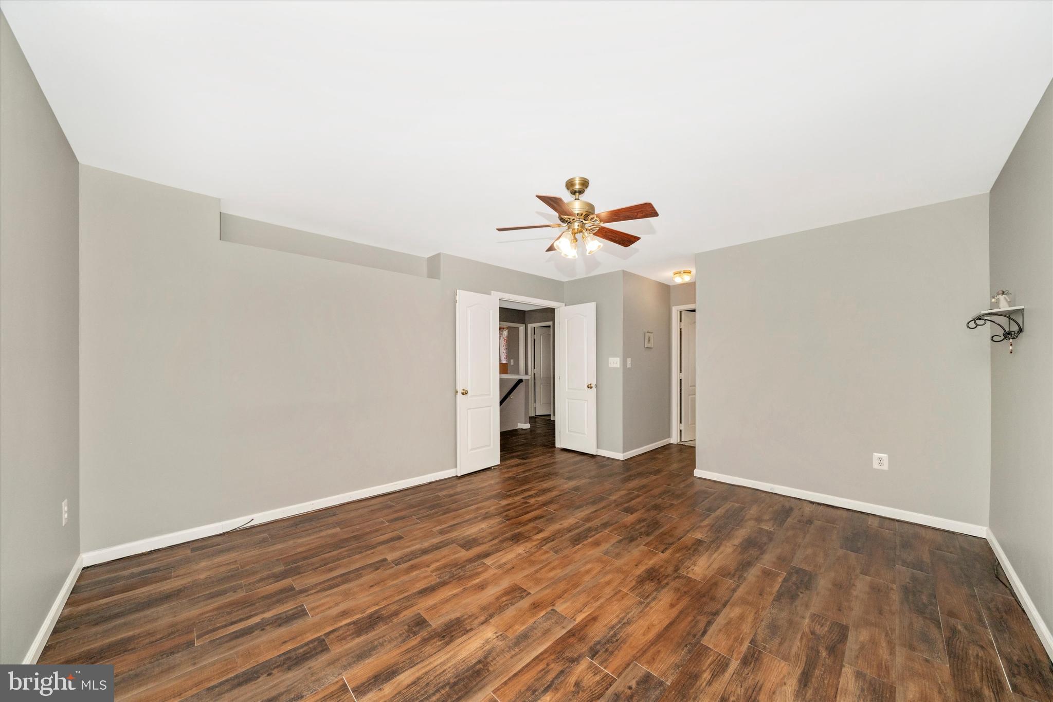 VILLAS AT WESTWINDS - Residential