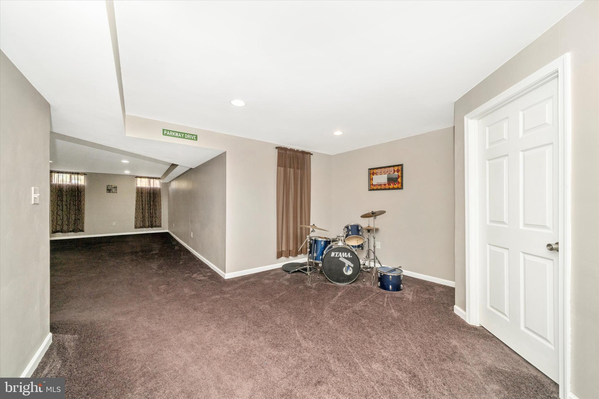 VILLAS AT WESTWINDS - Residential