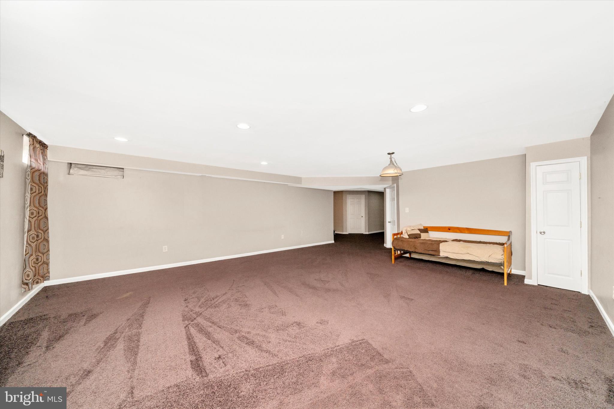 VILLAS AT WESTWINDS - Residential