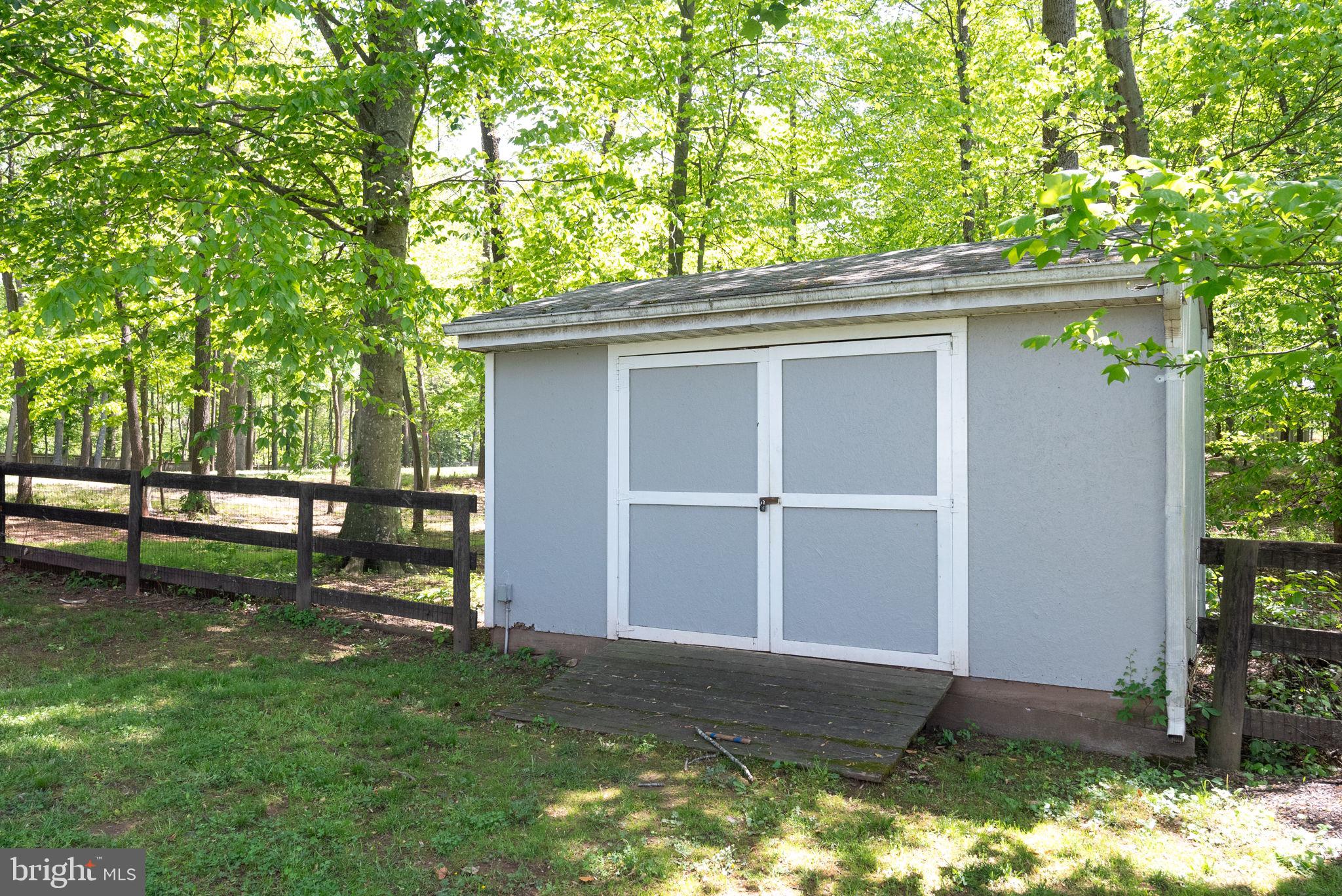 YORKSHIRE ACRES - Residential