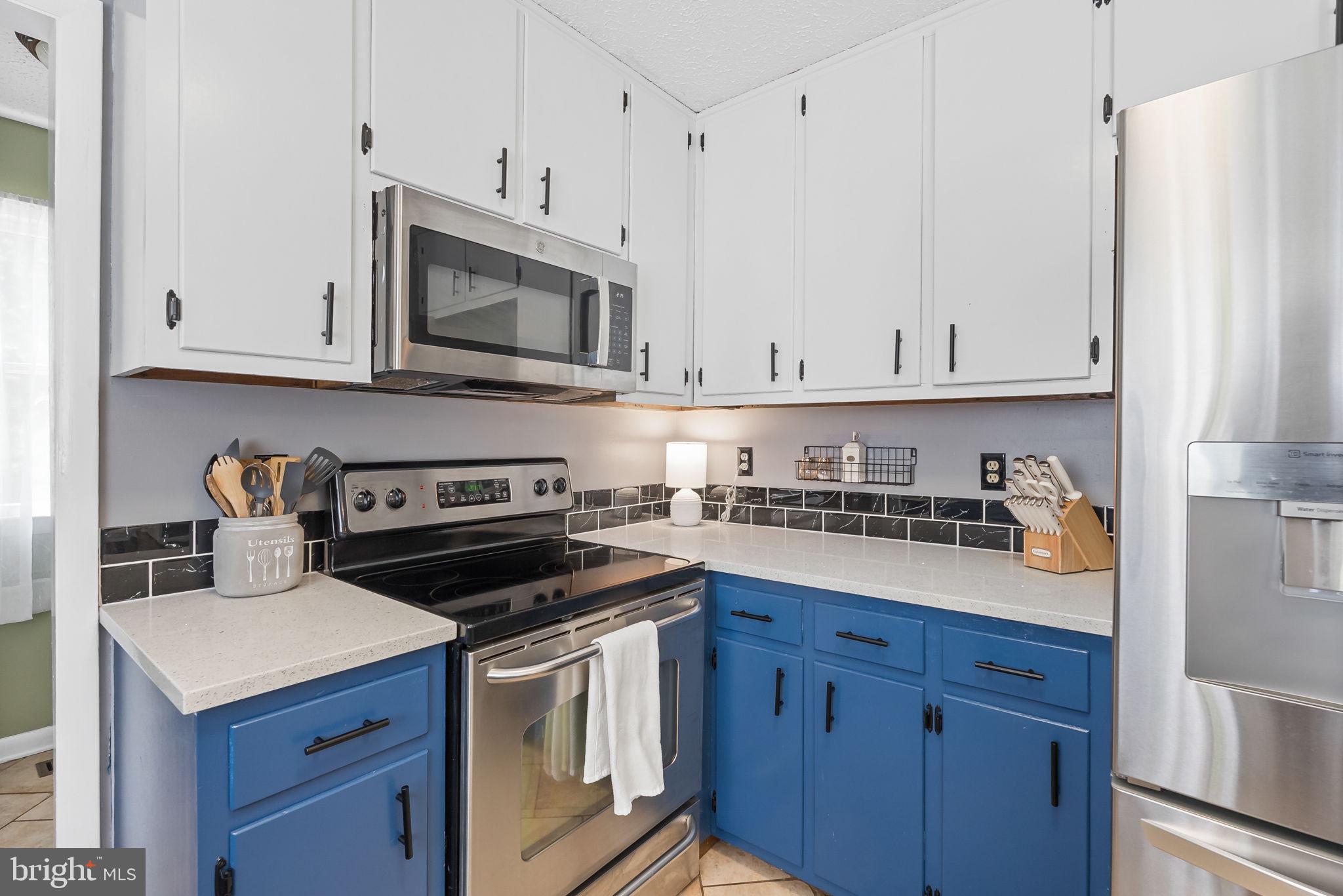 YORKSHIRE ACRES - Residential