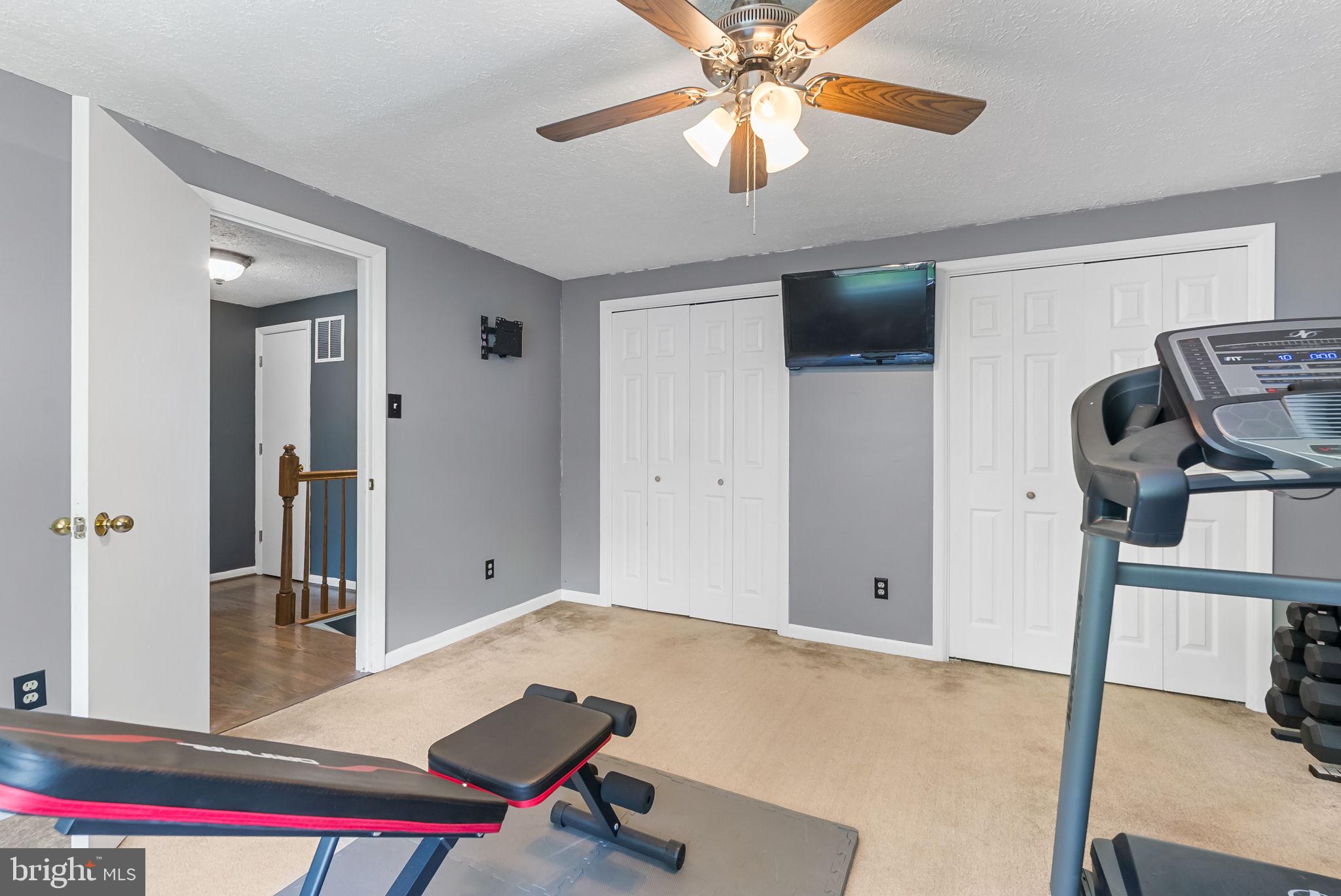 YORKSHIRE ACRES - Residential