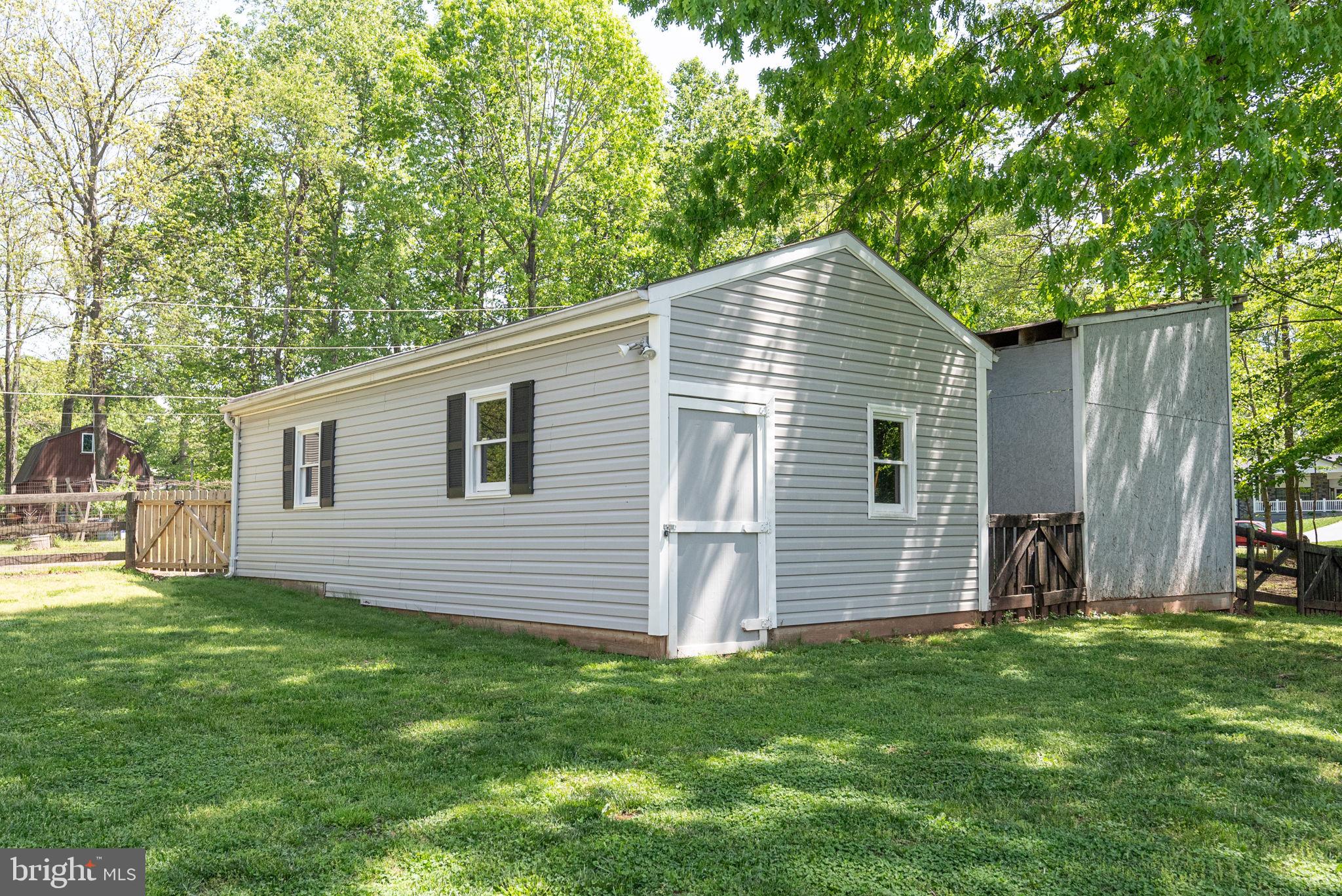 YORKSHIRE ACRES - Residential