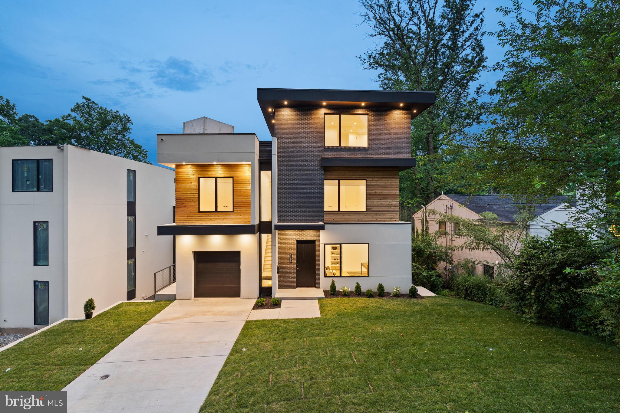 5208 DANBURY ROAD